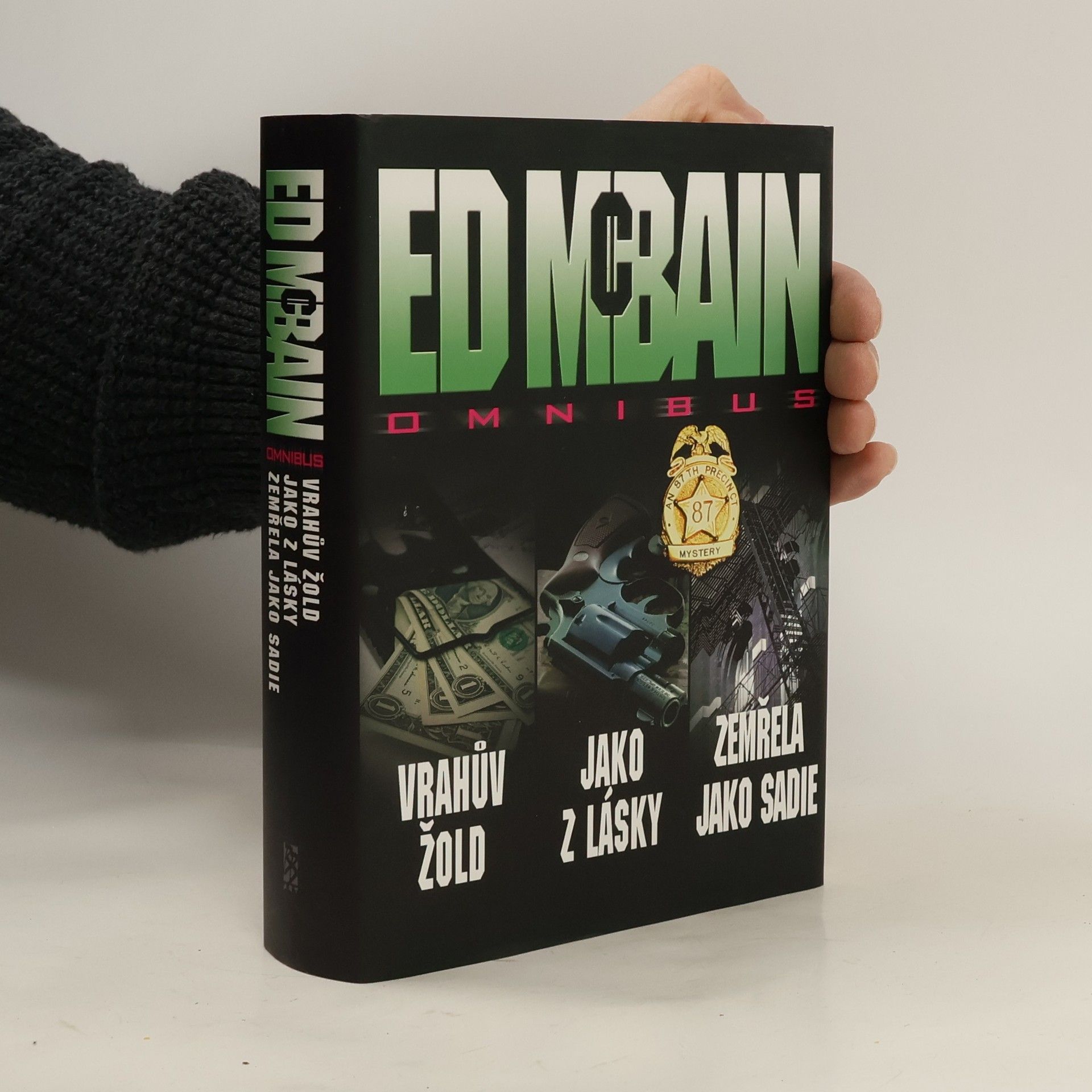 Vrahův žold. Jako z lásky. Zemřela jako Sadie.