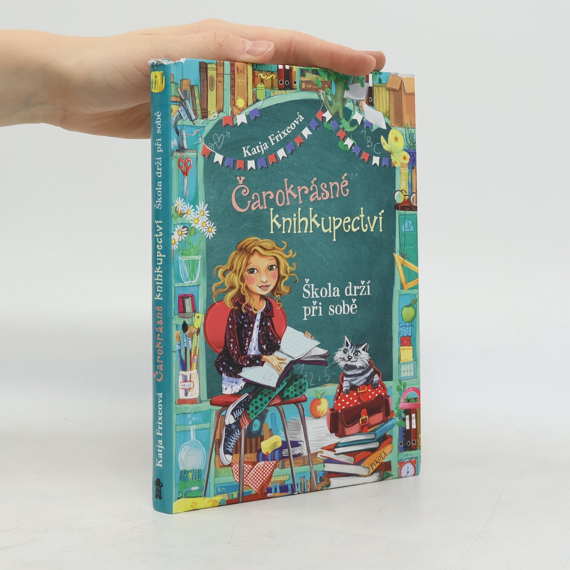 Škola drží při sobě