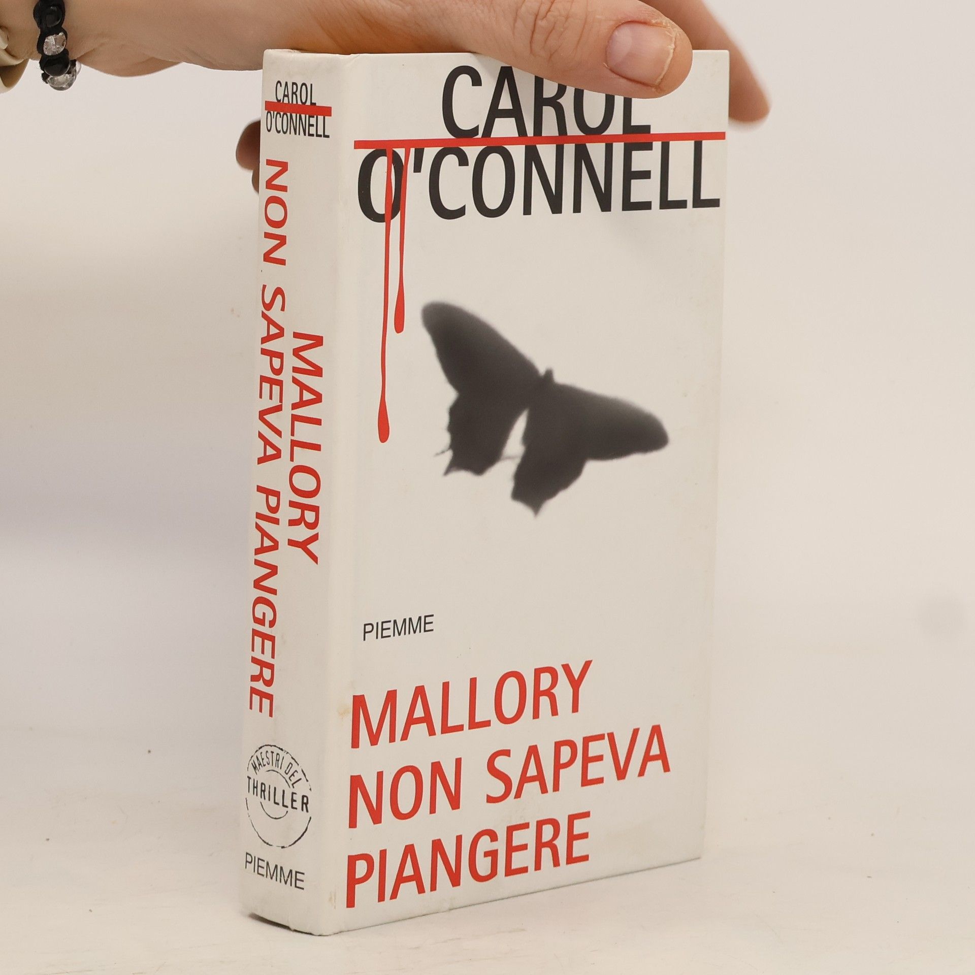 Carol O'Connell Mallory non sapeva piangere