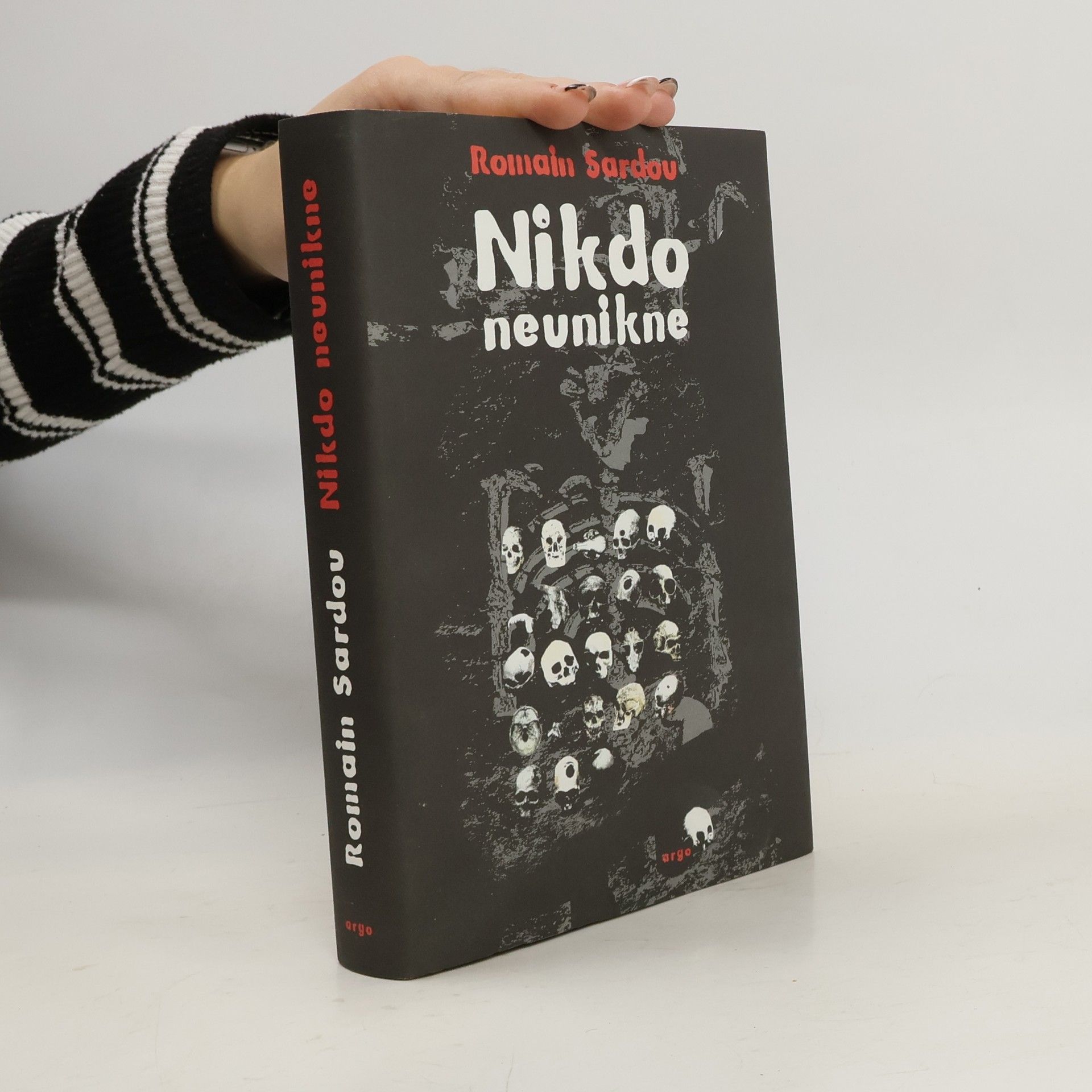 Romain Sardou Nikdo neunikne