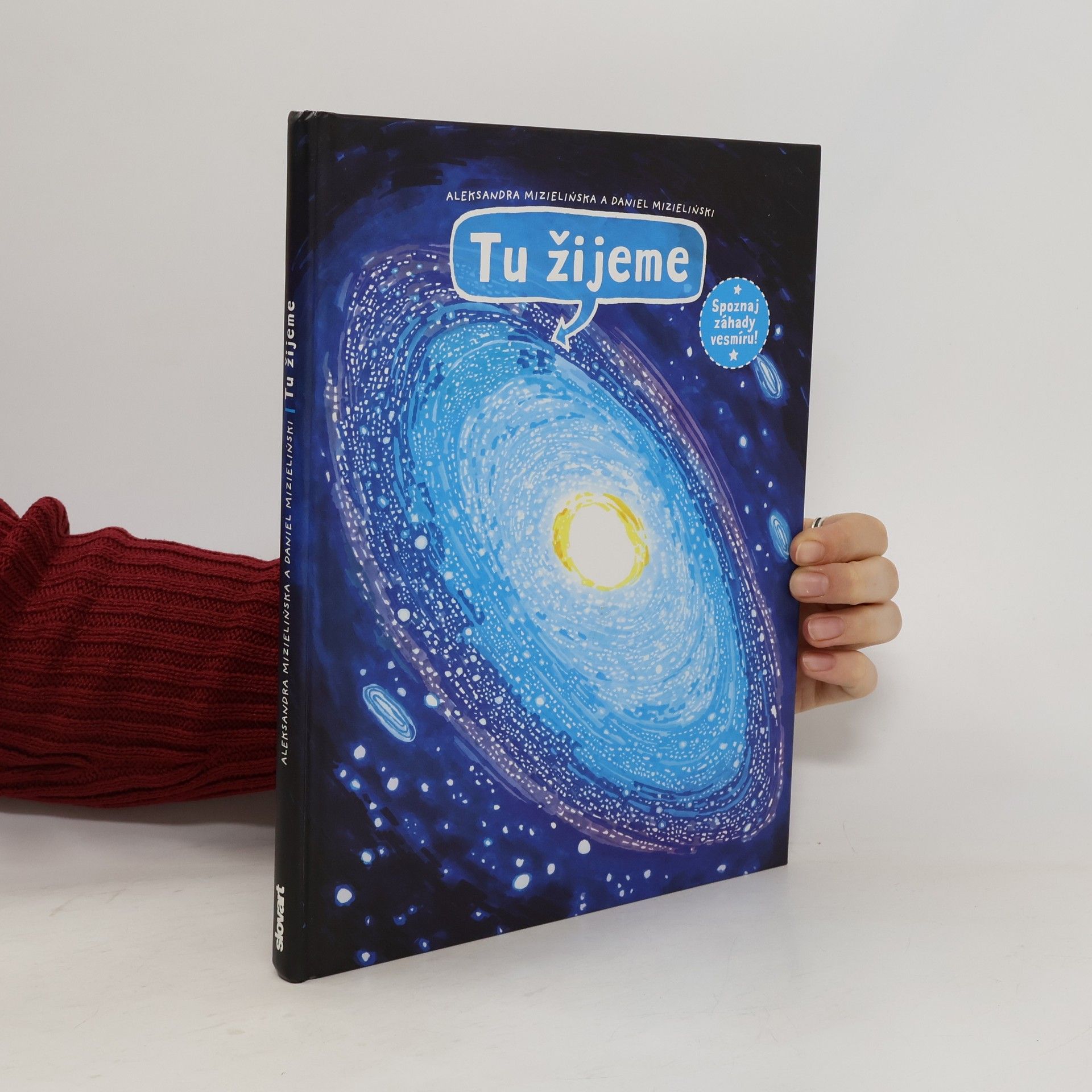 Aleksandra Mizielińska Tu žijeme