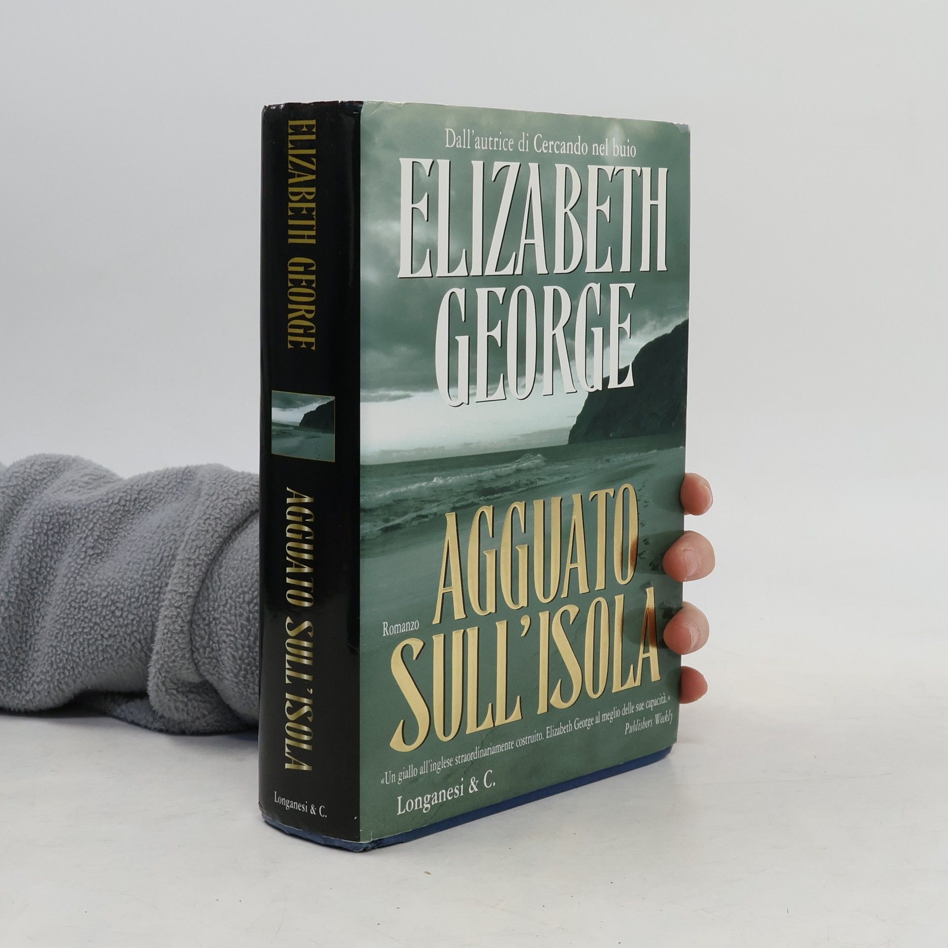 Elizabeth George Agguato sull'isola