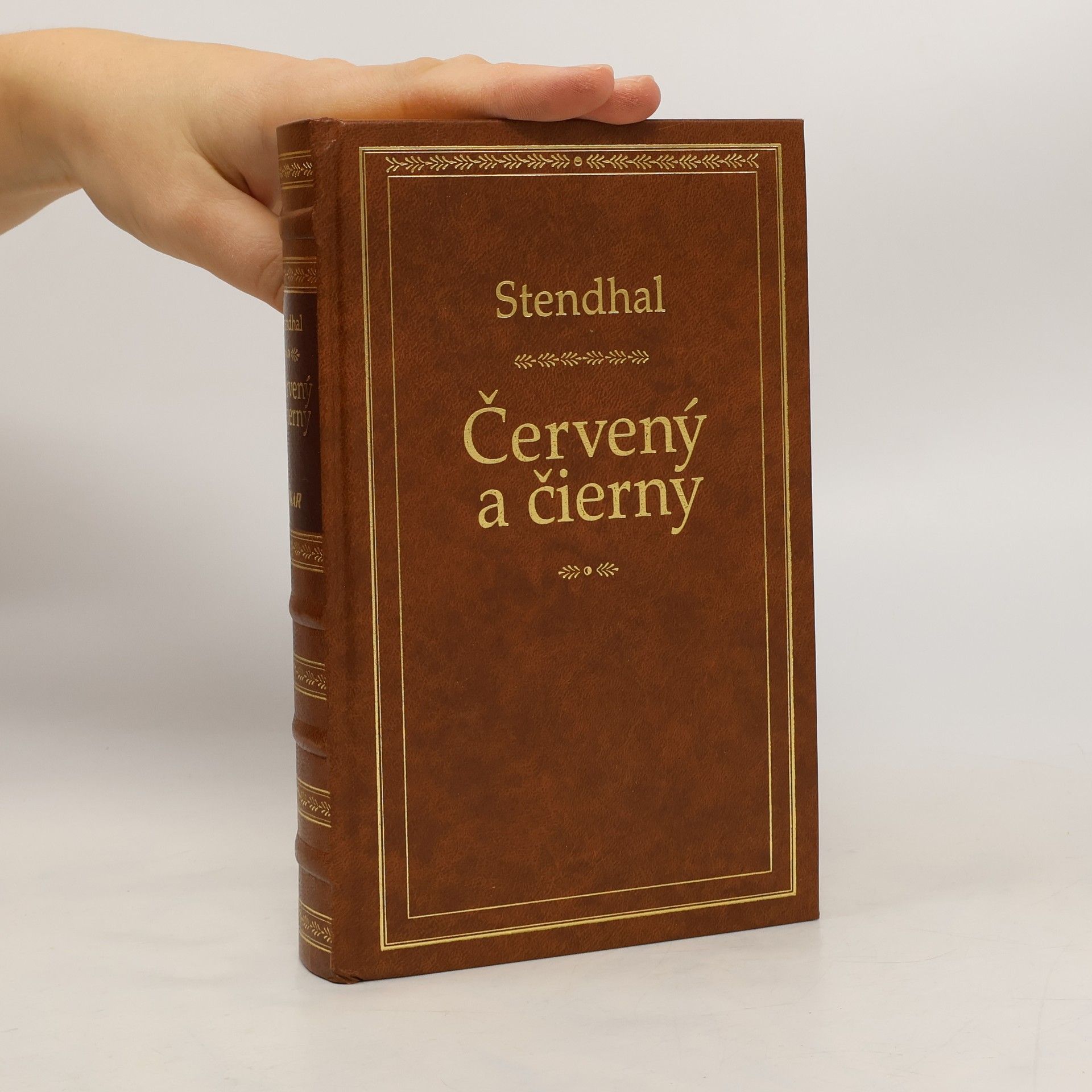 Stendhal Červený a čierny