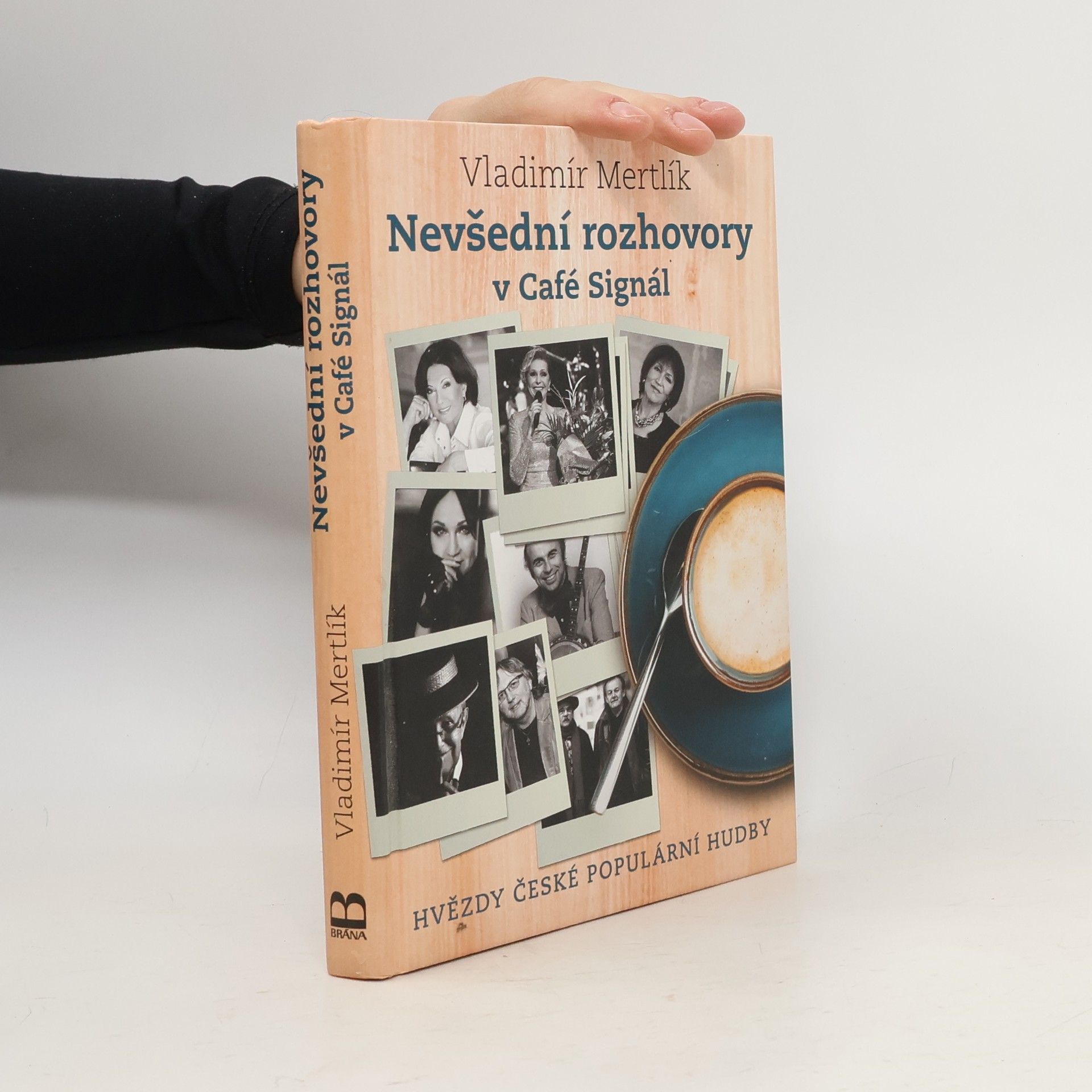 Nevšední rozhovory v Café Signál