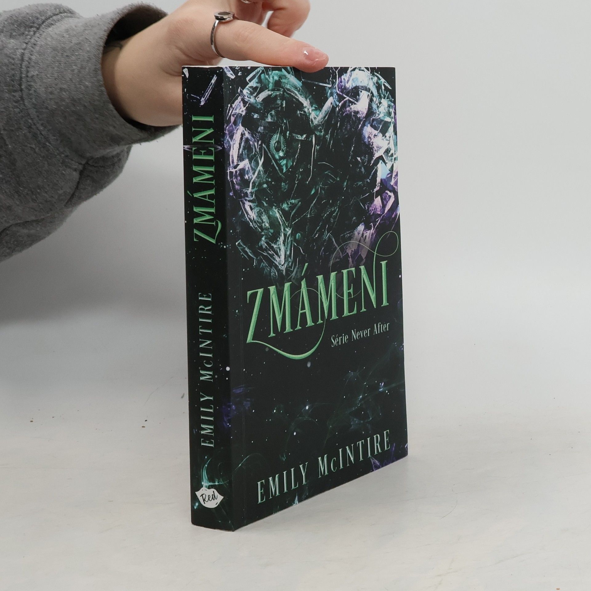 Emily McIntire Zmámeni