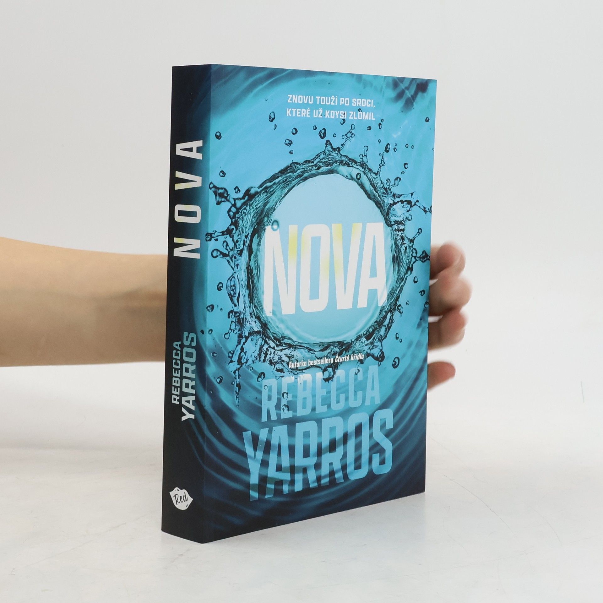 Rebecca Yarros Nova
