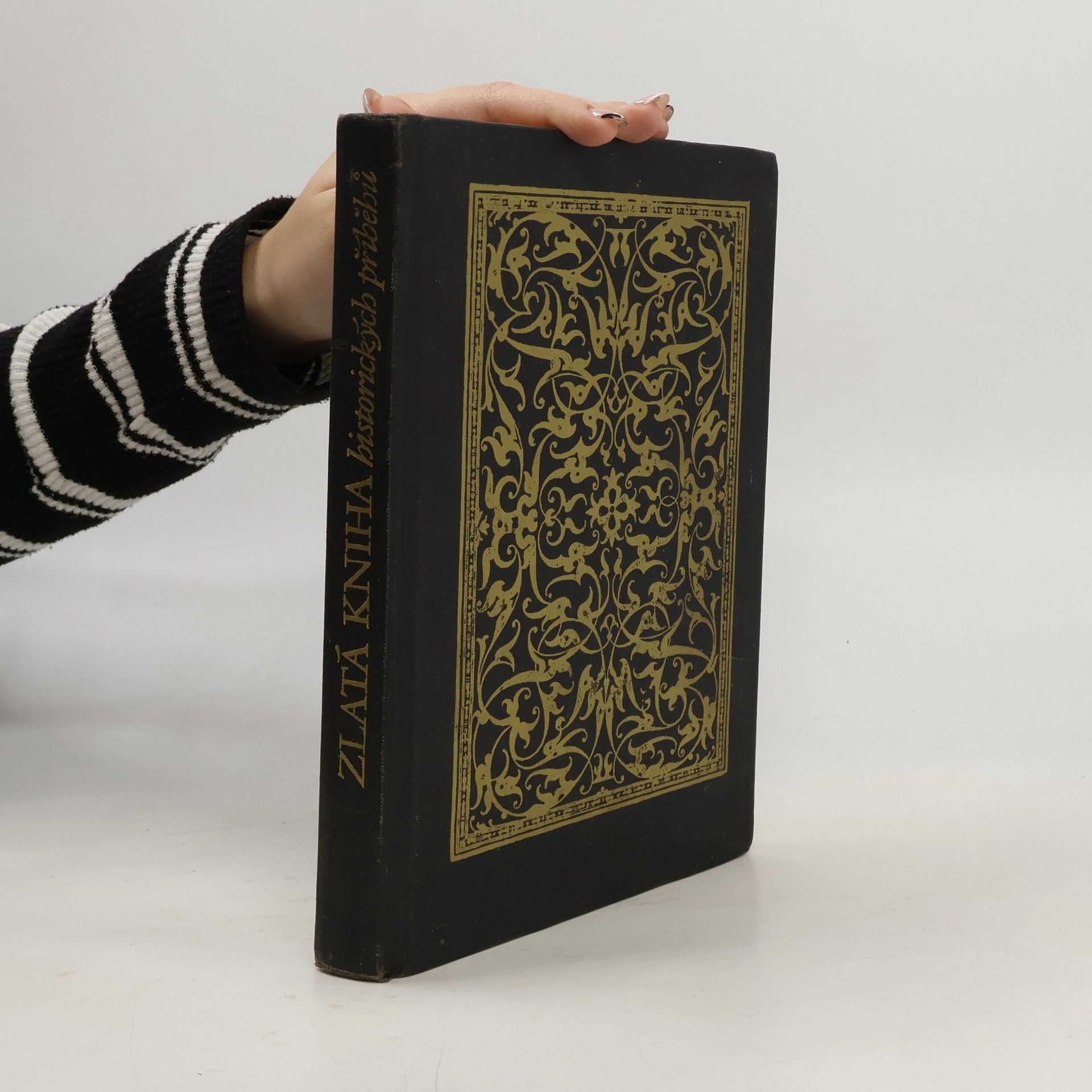 Zlatá kniha historických příběhů