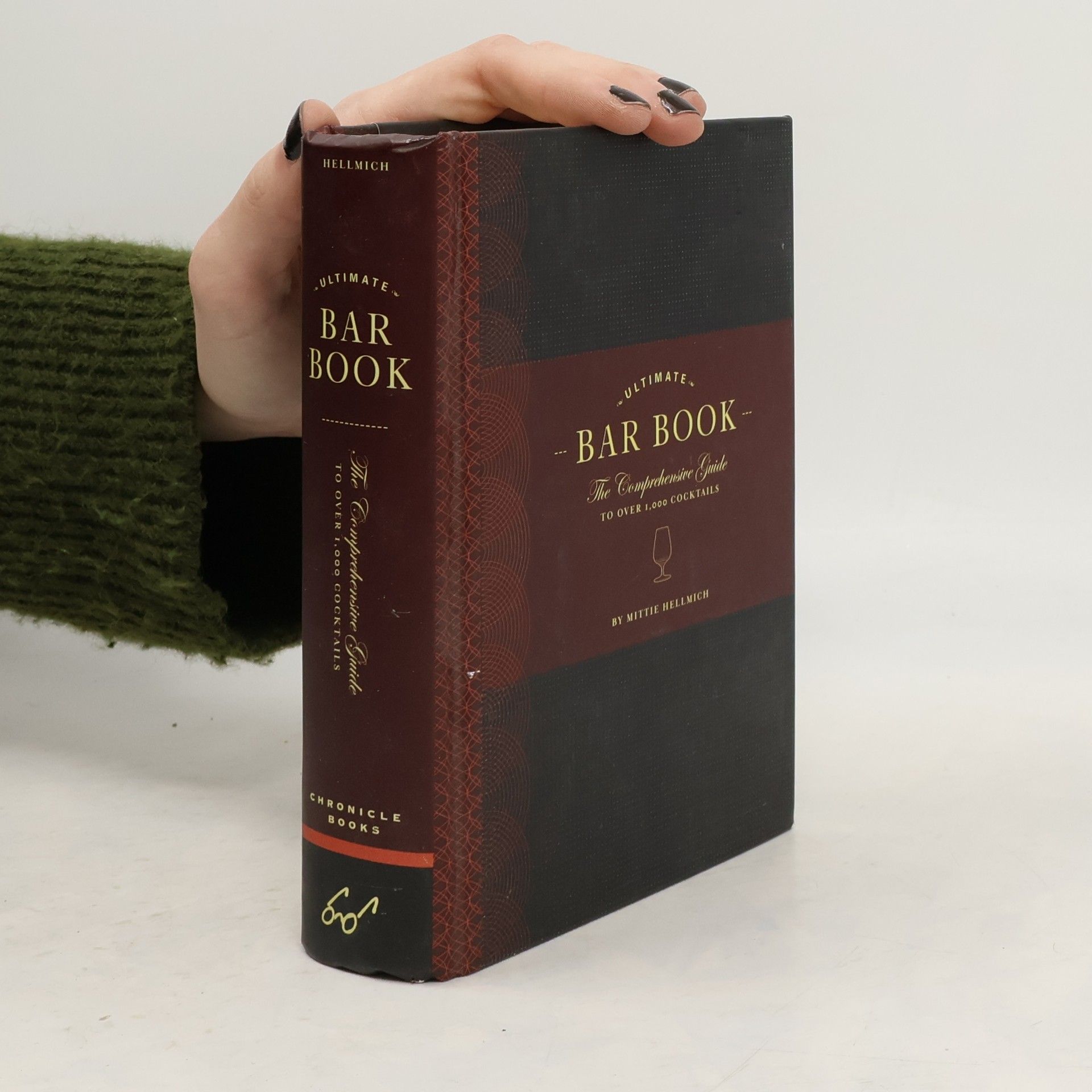 Mittie Hellmich The Ultimate Bar Book