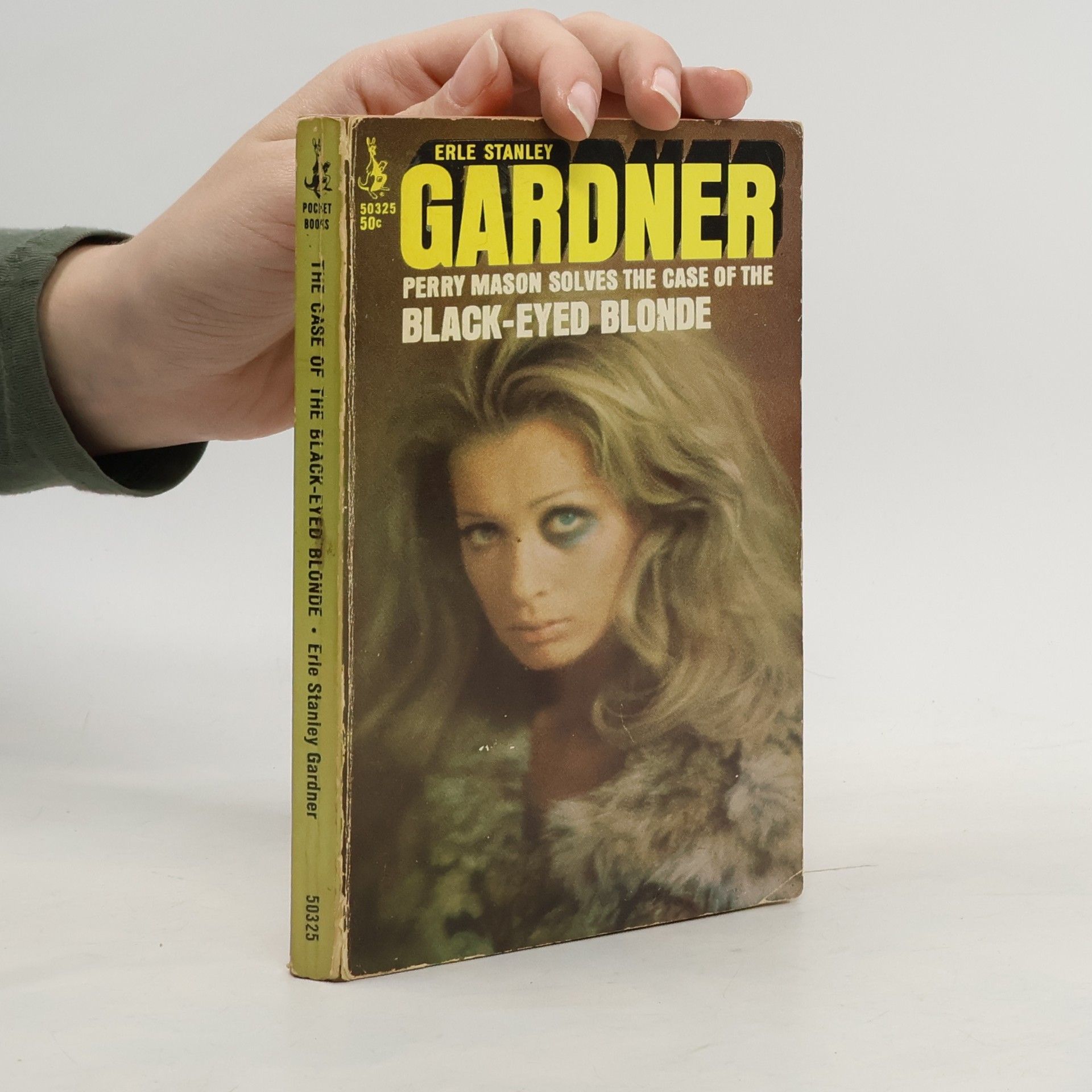 Erle Stanley Gardner Perry Mason Solves the Case of the Black-Eyed Blonde