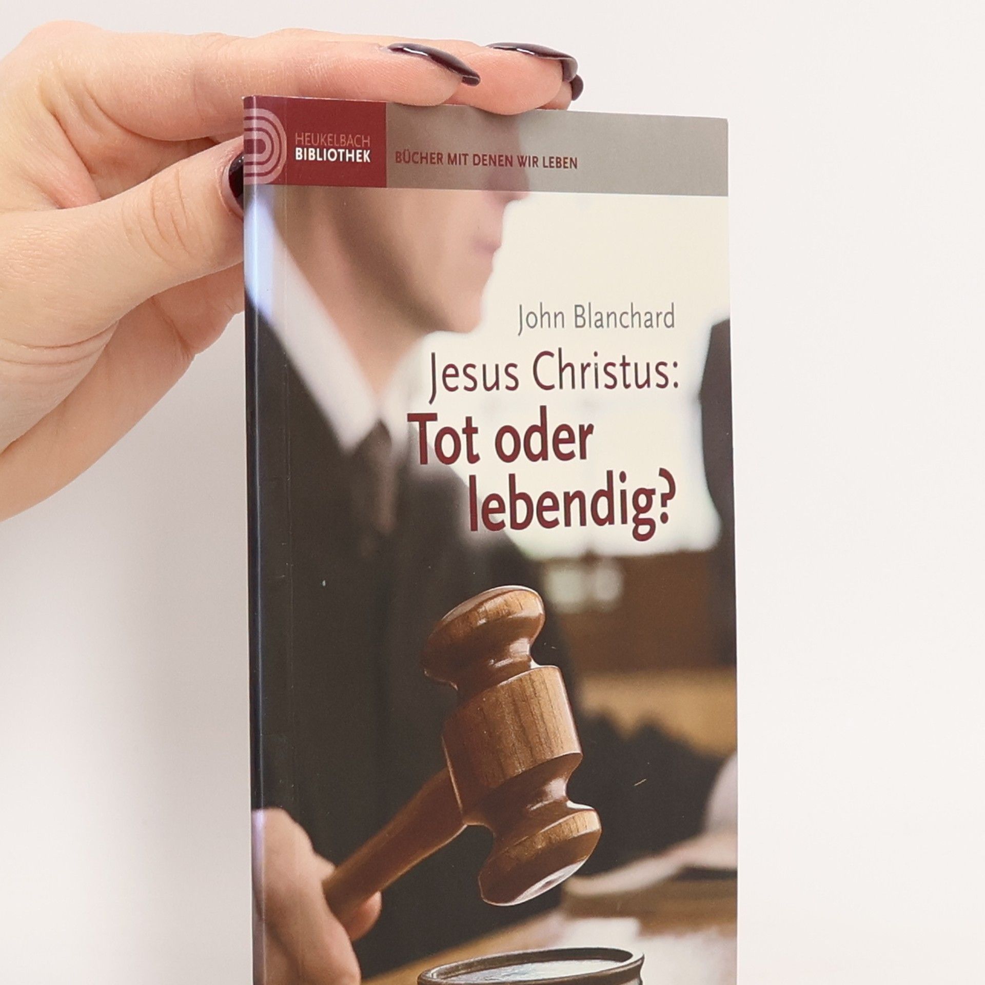 Jesus Christus. Tot oder lebendig?