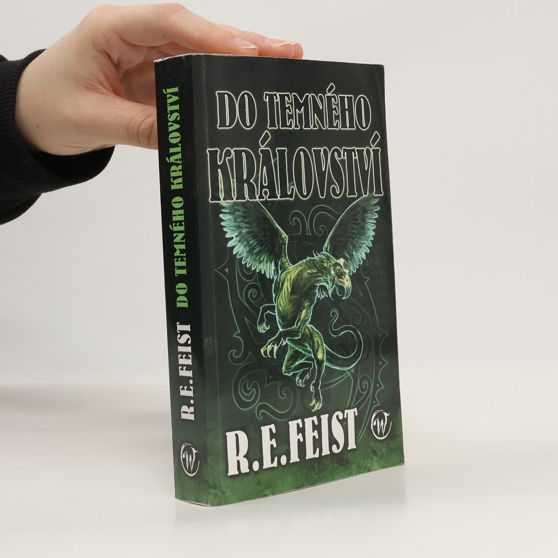 Raymond Elias Feist Do temného království