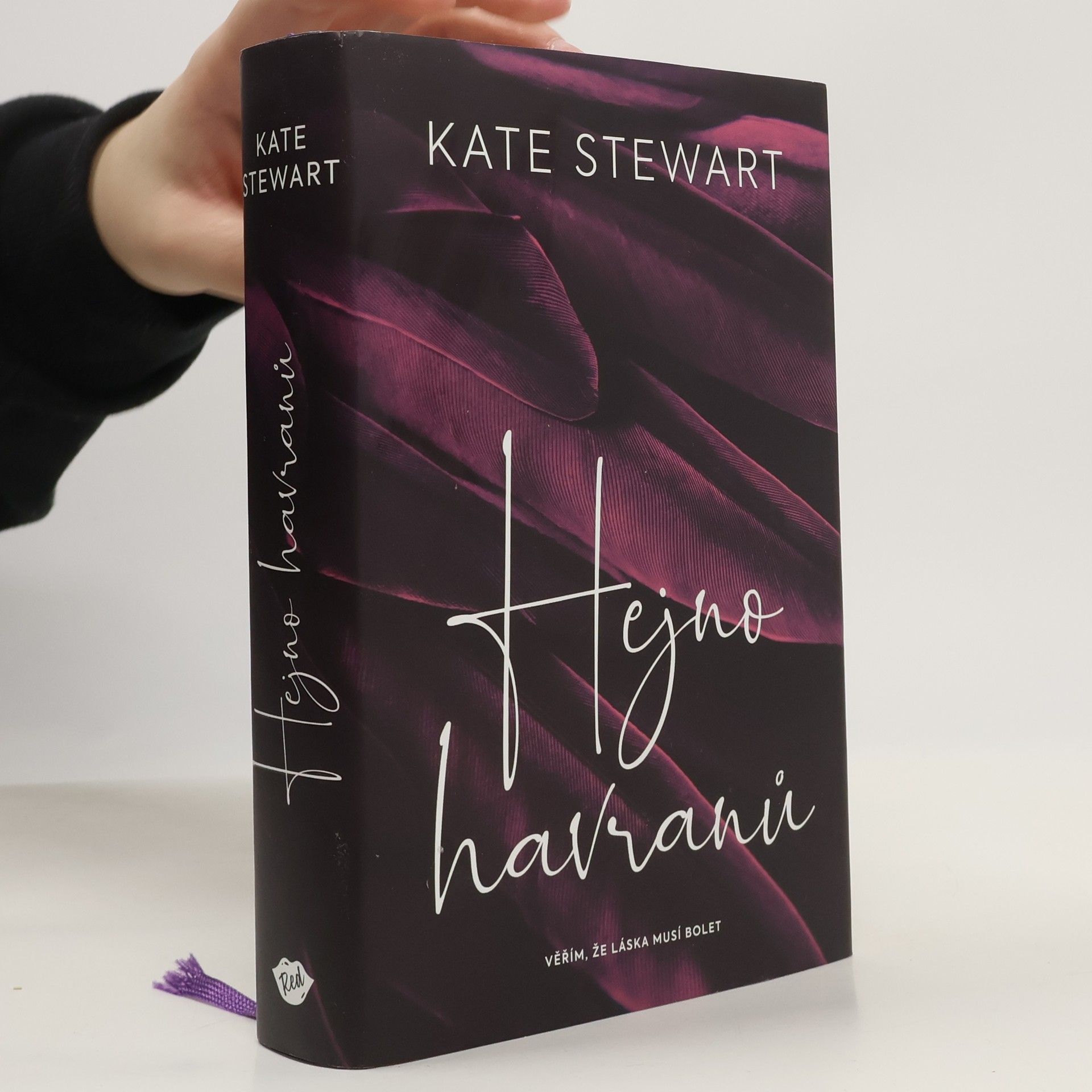 Kate Stewart Hejno havranů