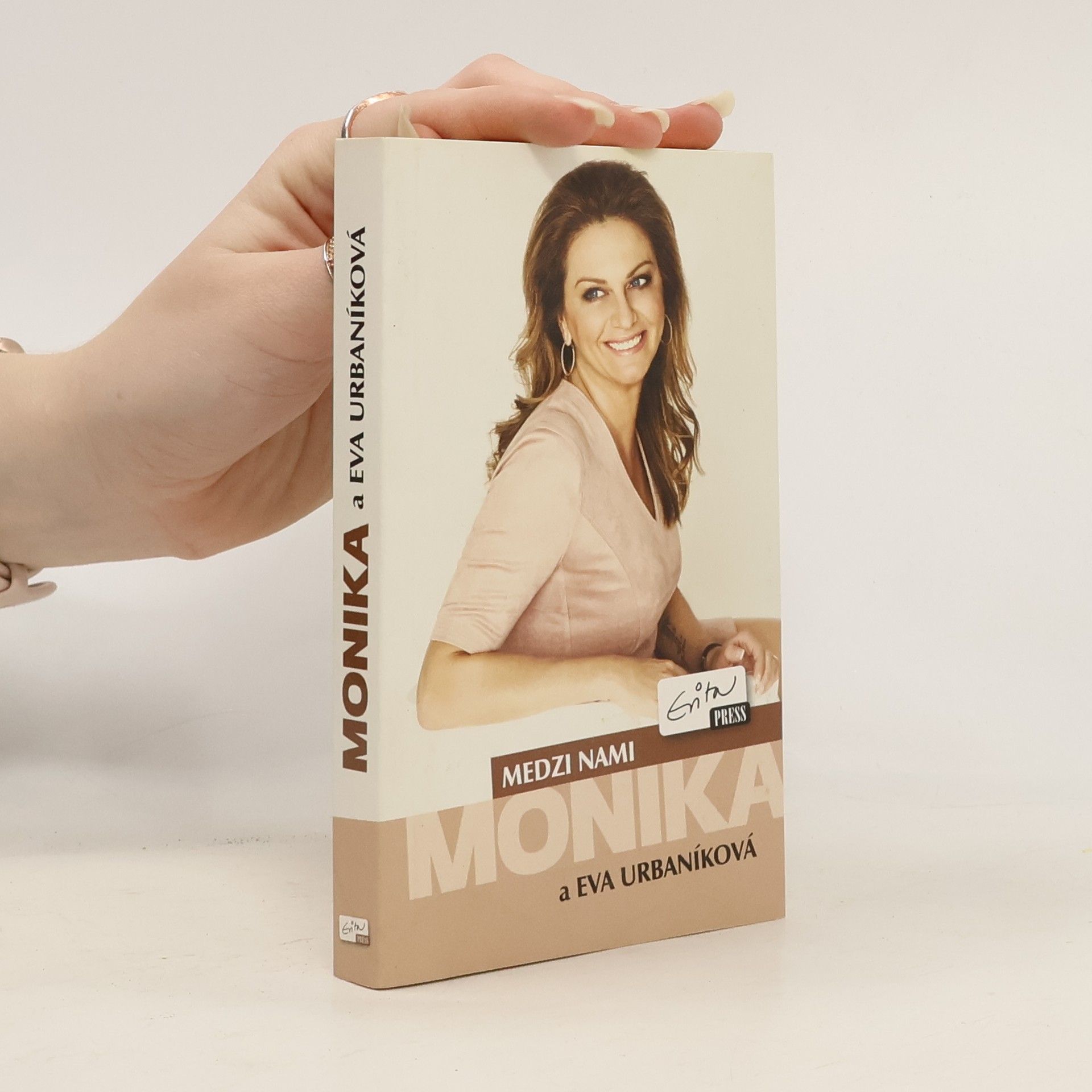 Eva Urbaníková Monika