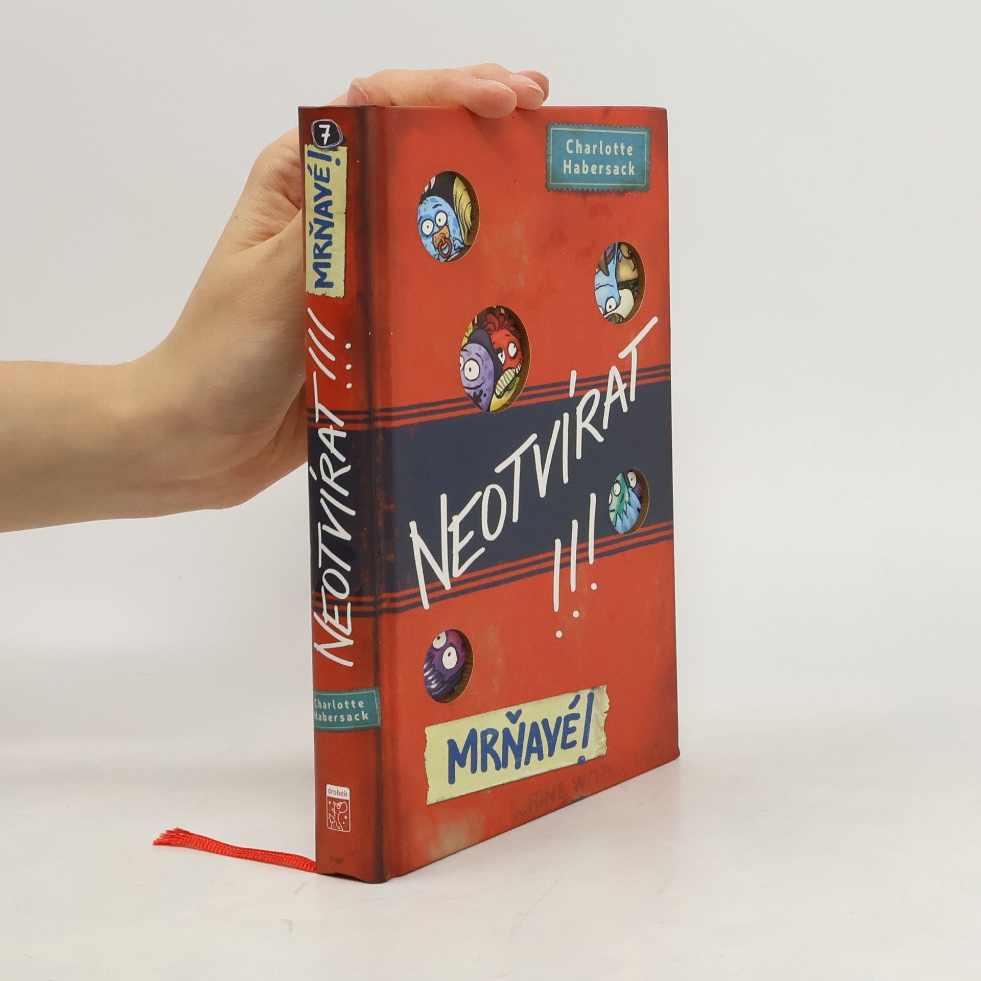 Iva Zündorf Neotvírat!!!. Mrňavé!