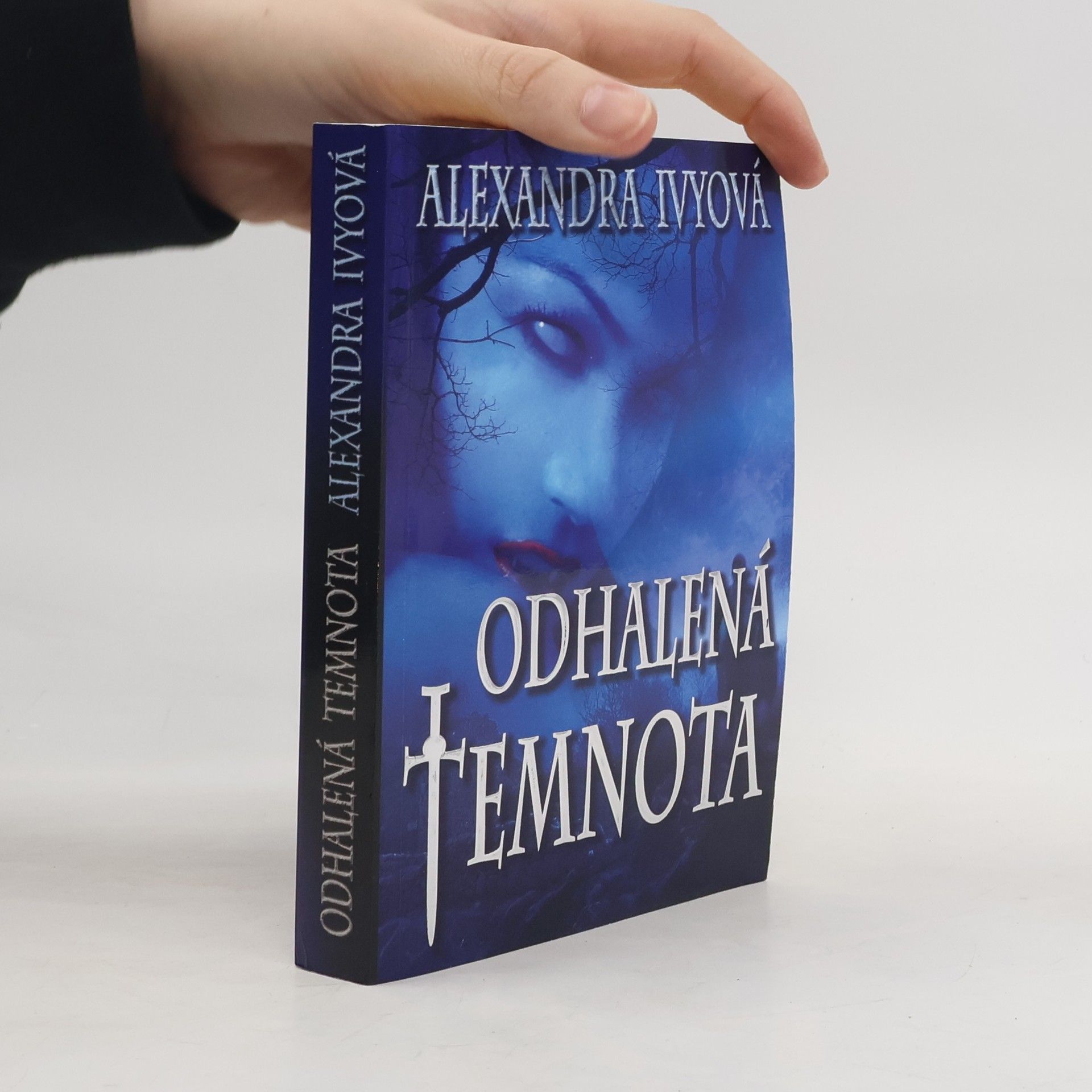 Alexandra Ivy Odhalená temnota