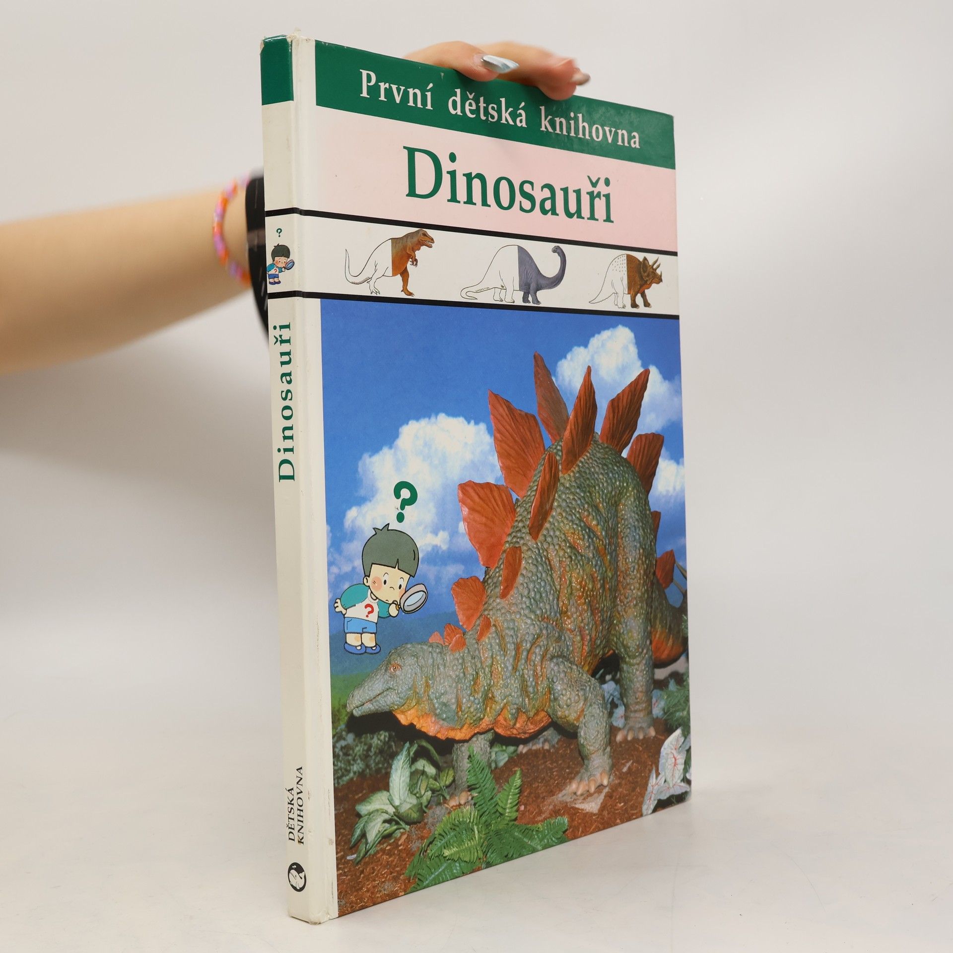 Collectif d'auteurs Dinosauři