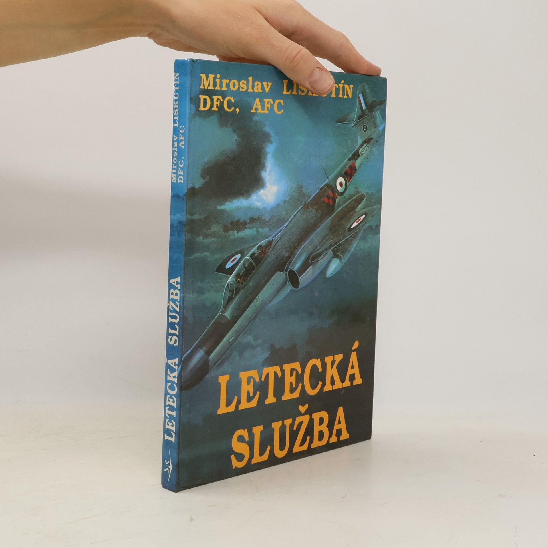 Miroslav Antonín Liškutín Letecká služba