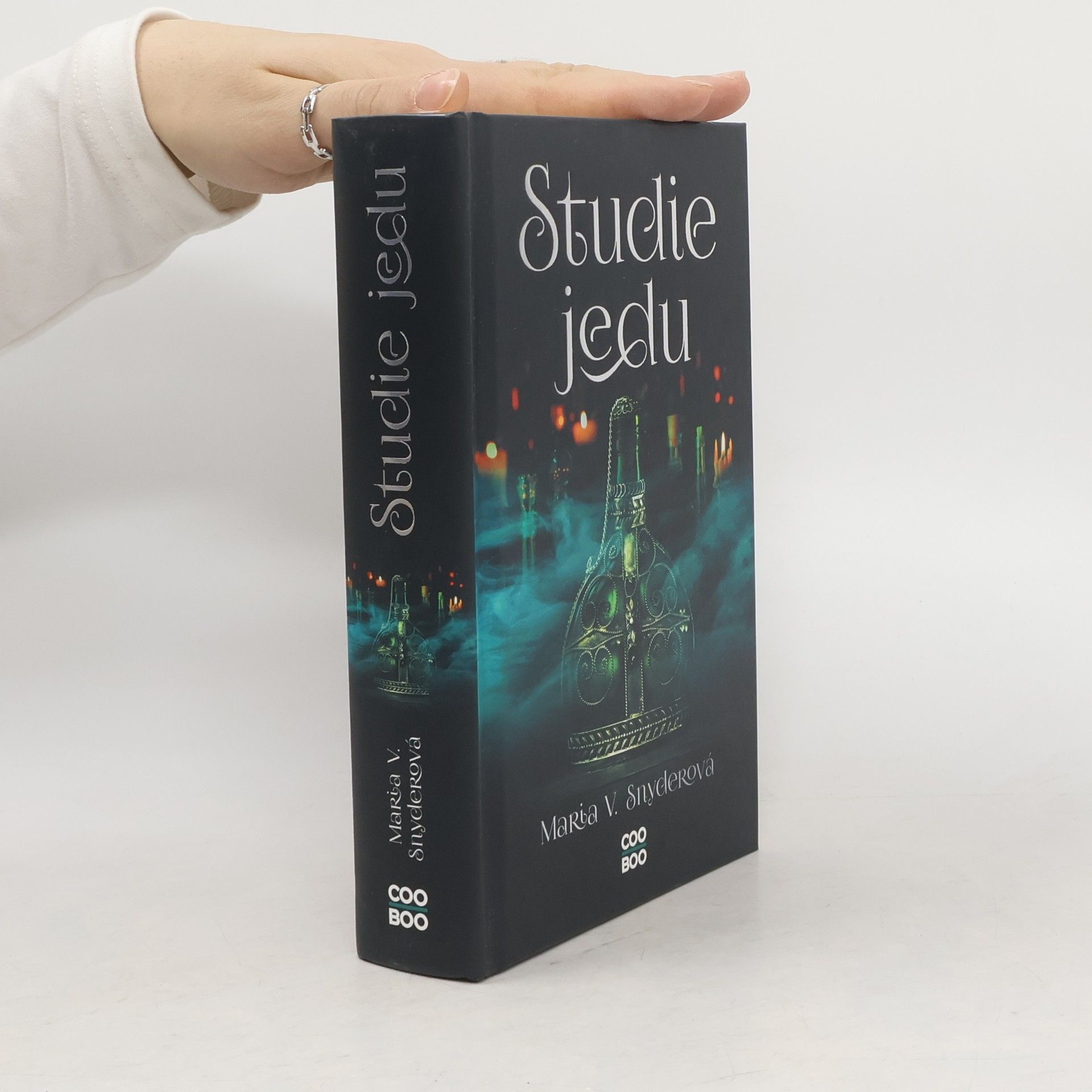 Maria V. Snyder Studie jedu