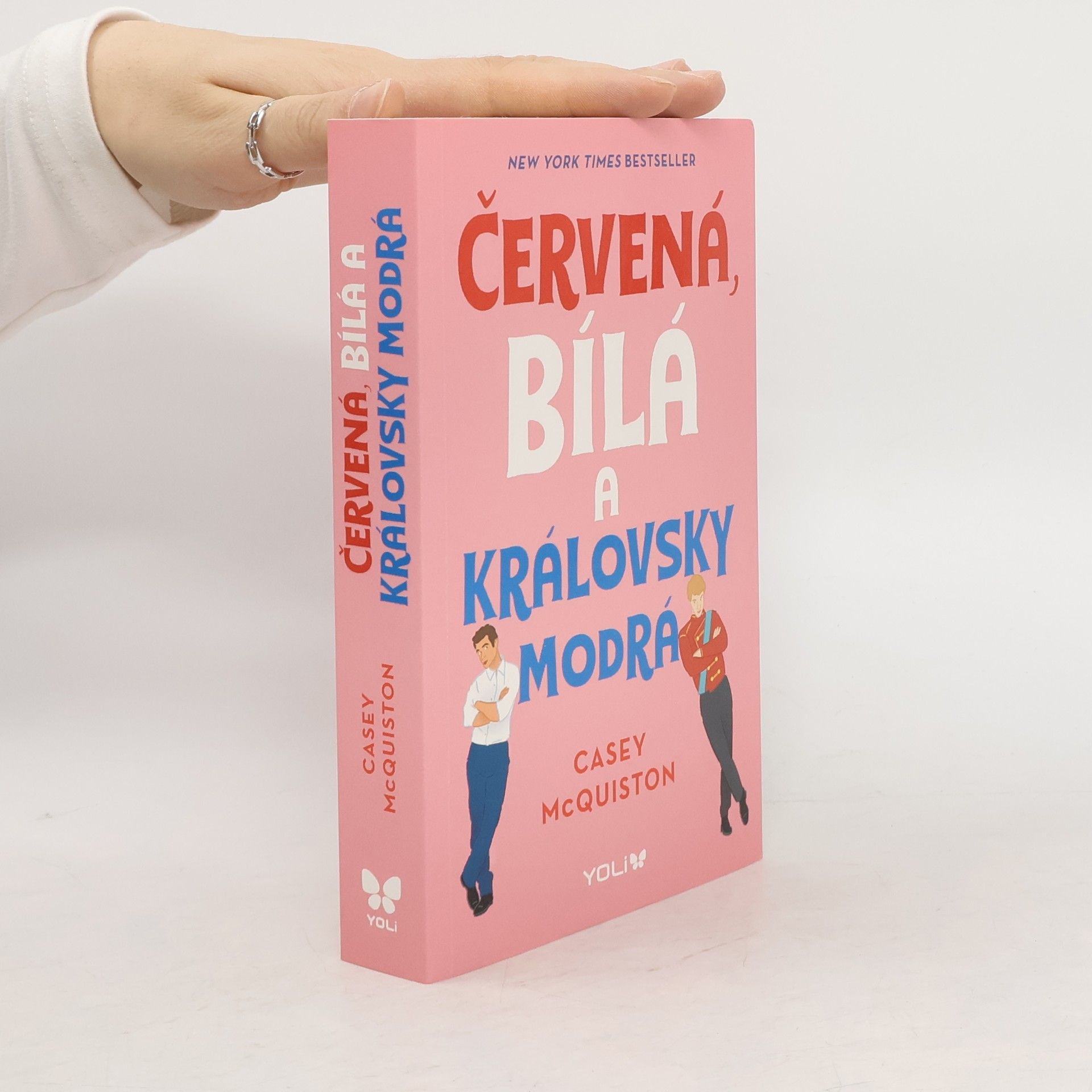 Casey McQuiston Červená, bílá a královsky modrá