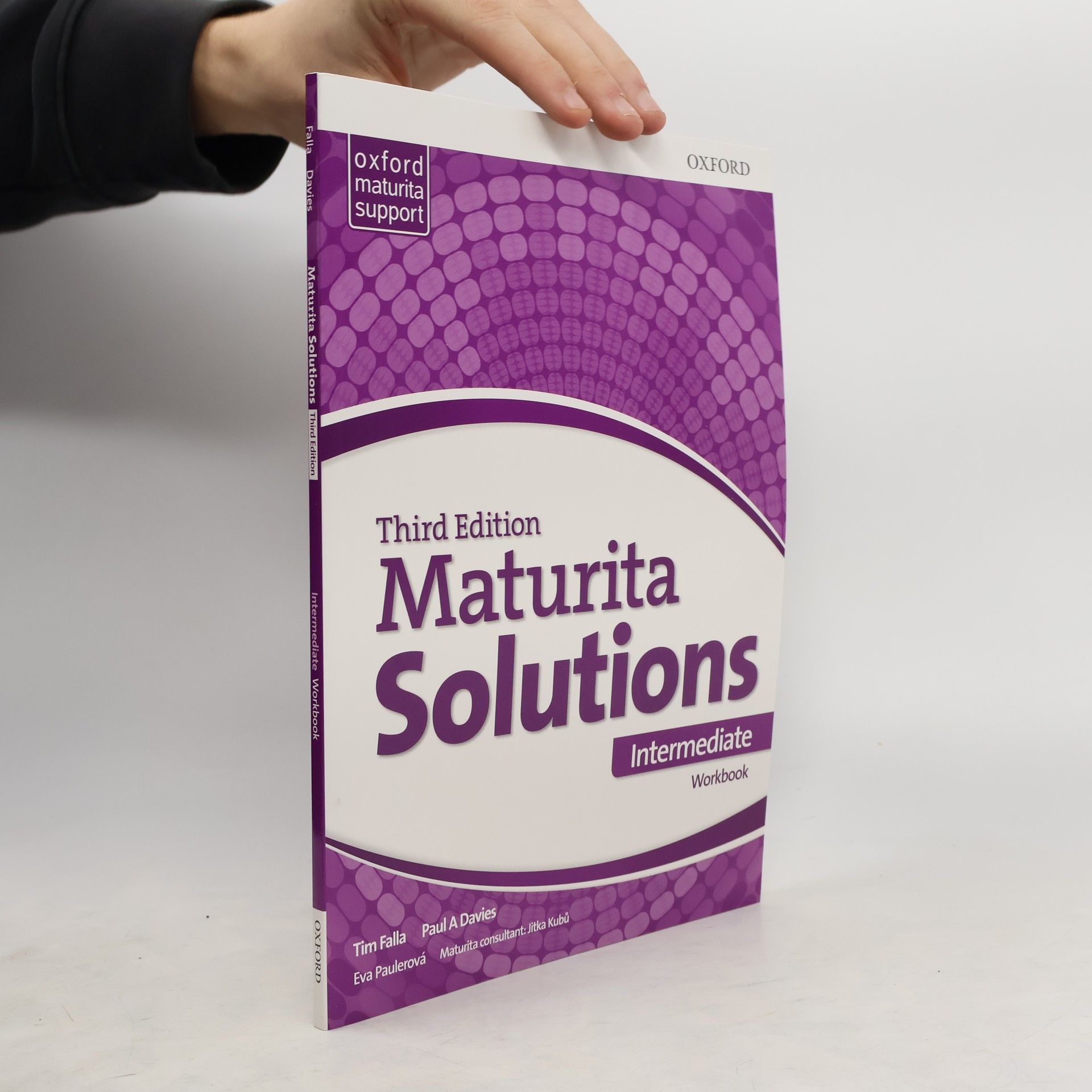 AA.VV. Maturita Solutions: Intermediate - Workbook