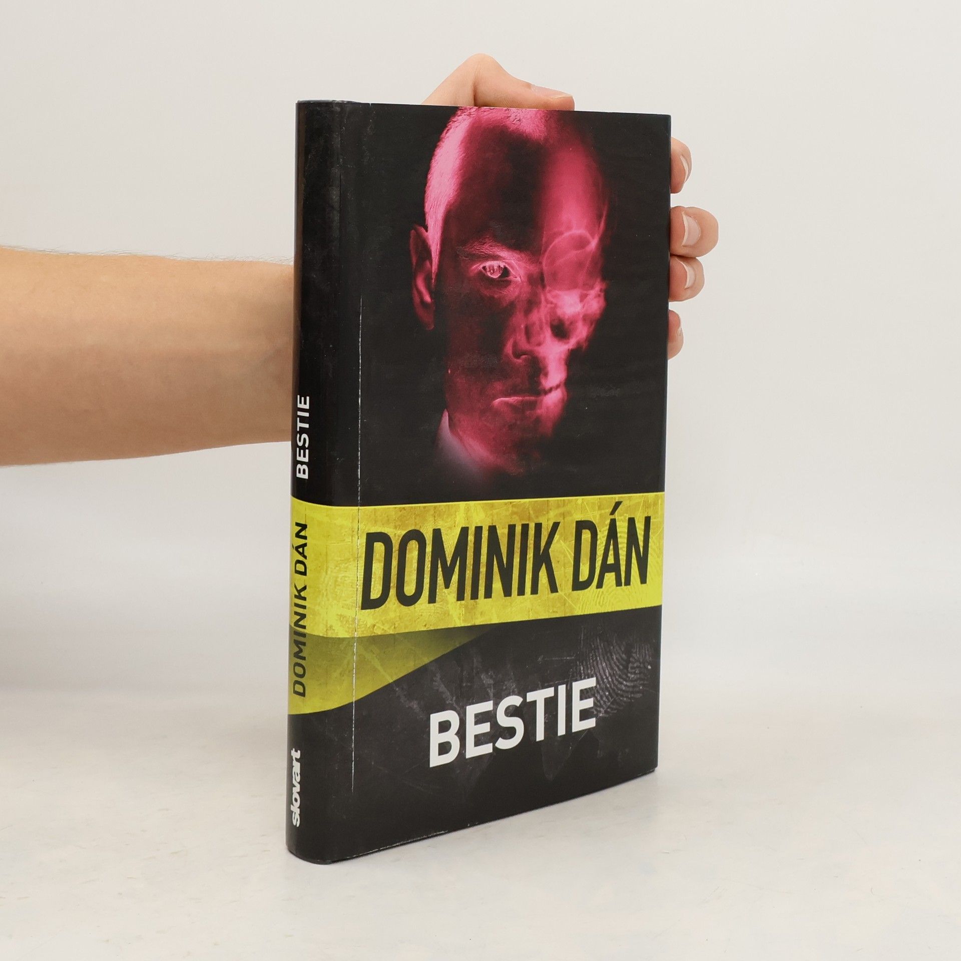 Dominik Dán Bestie