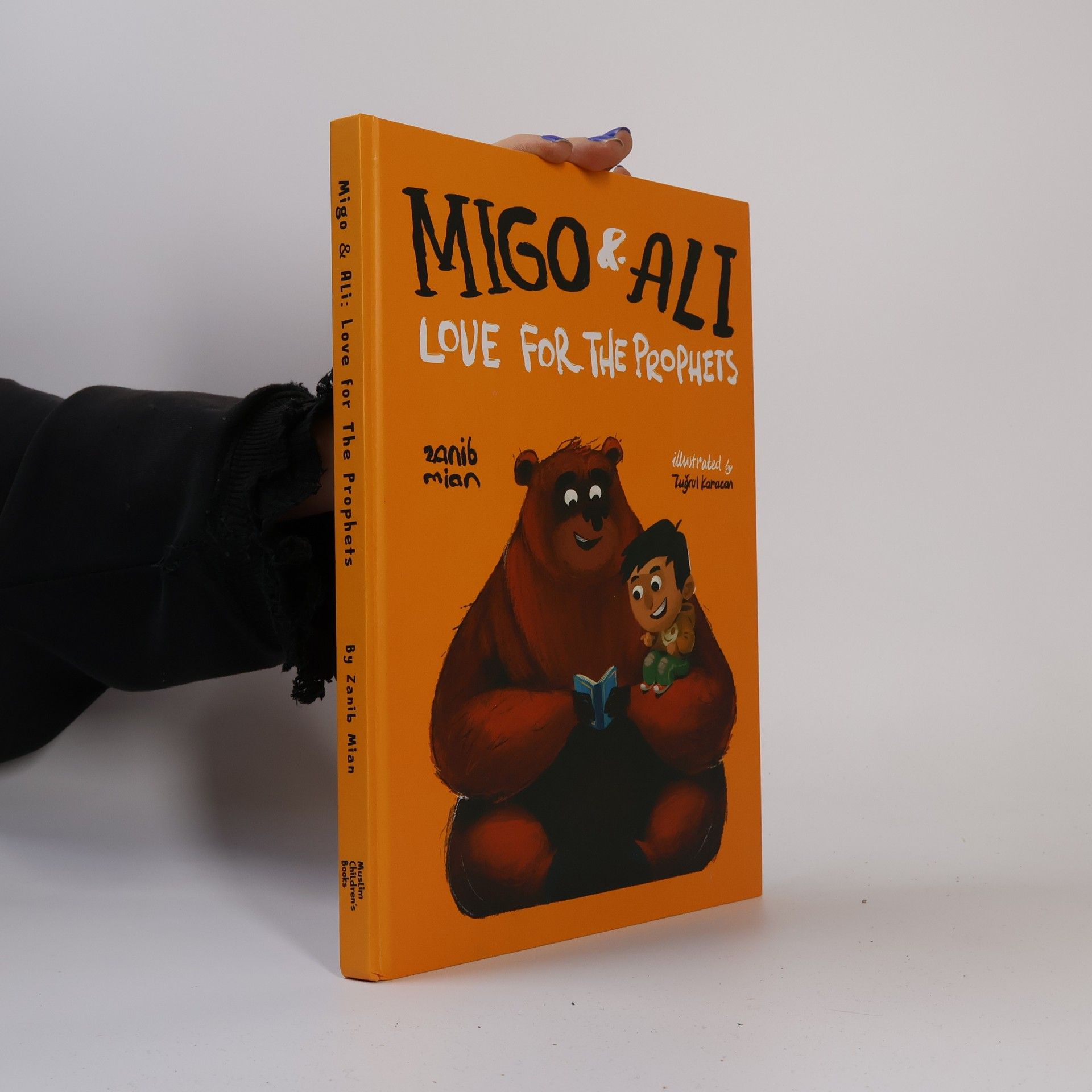 Zanib Mian Migo and Ali