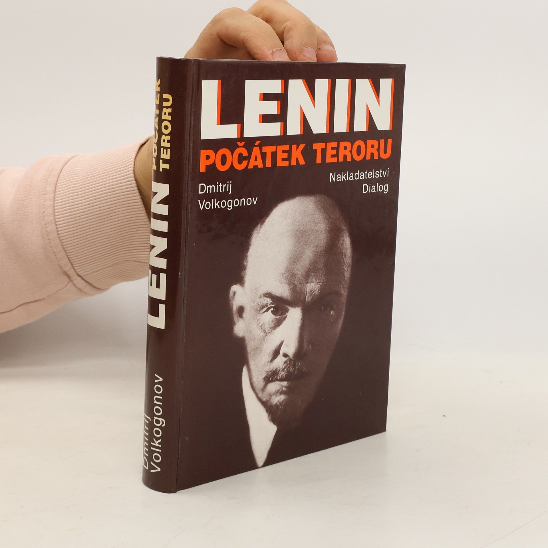 Lenin. Počátek teroru