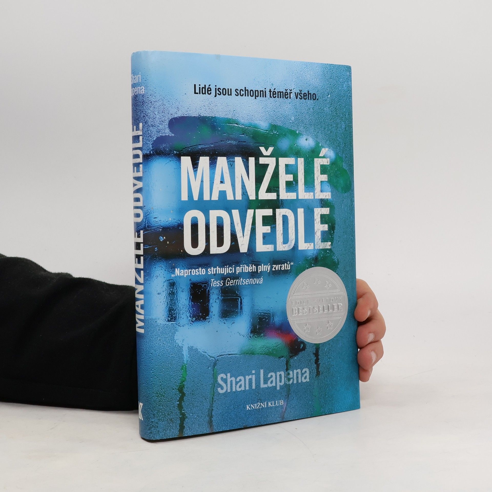 Shari Lapena Manželé odvedle