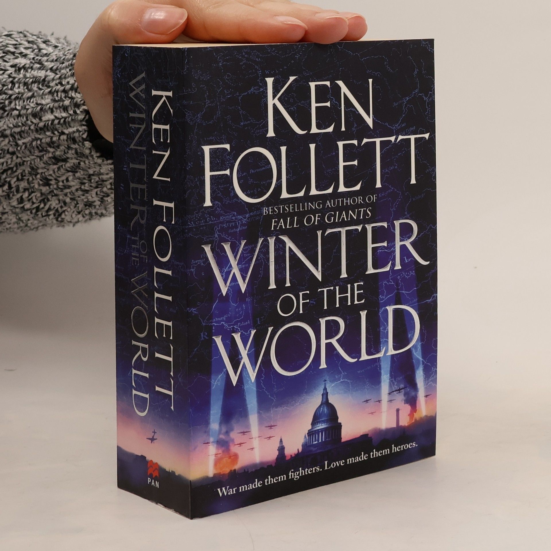 Ken Follett Winter of the world