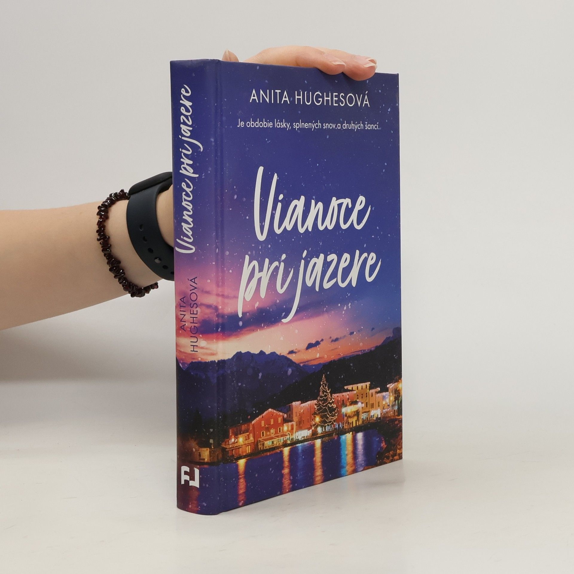 Hughes Anita Vianoce pri jazere