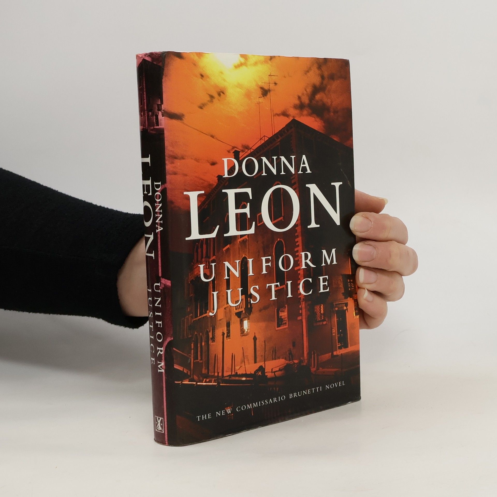 Donna Leon Uniform Justice