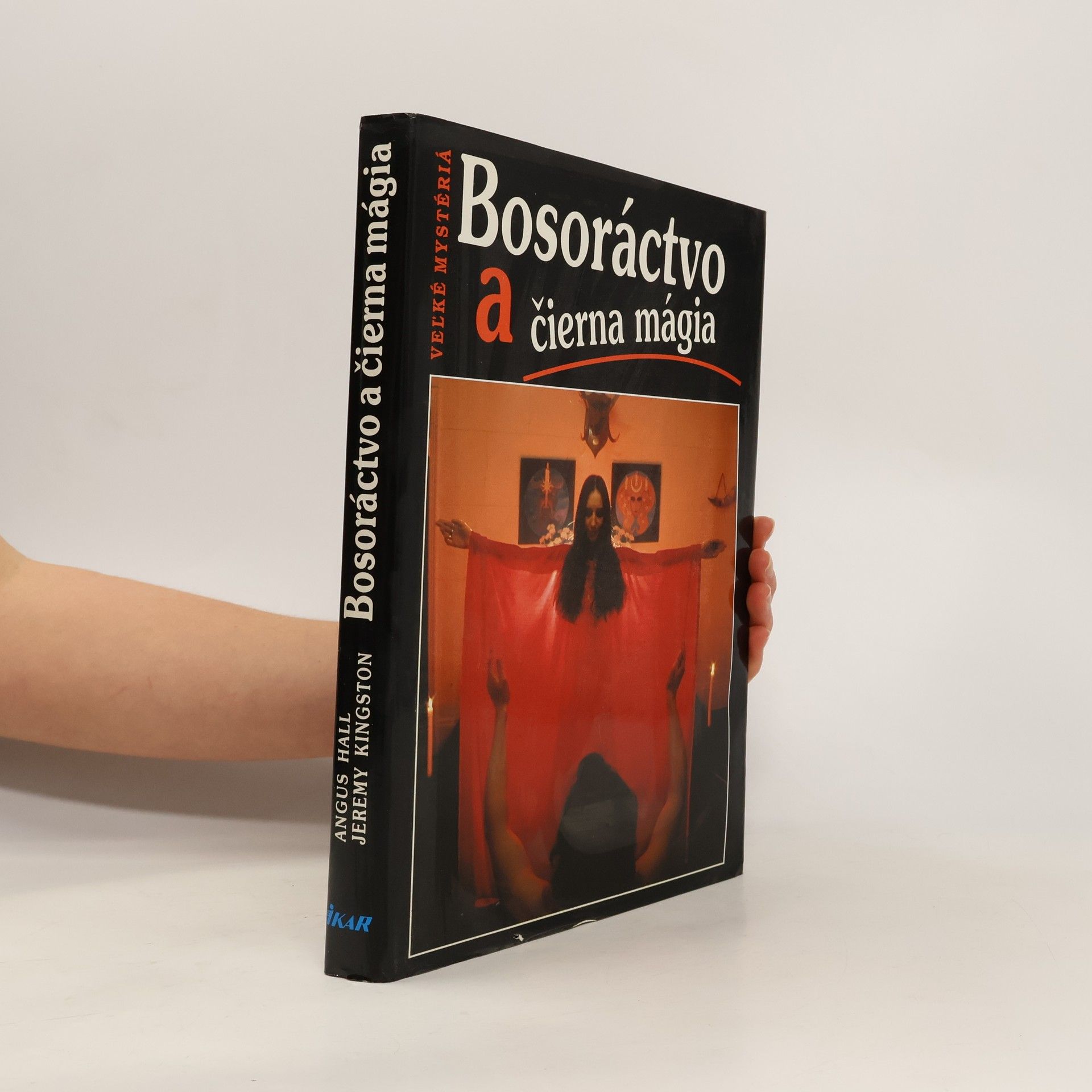 Angus Hall Bosoráctvo a čierna mágia