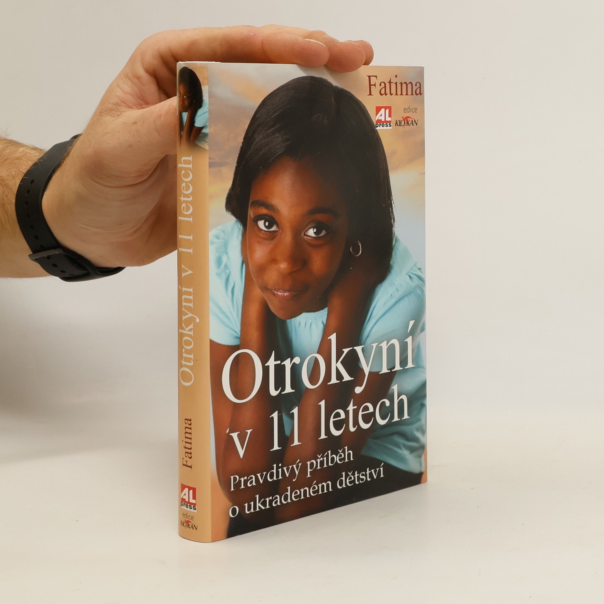 Otrokyní v 11 letech: Pravdivý příběh o ukradeném dětství