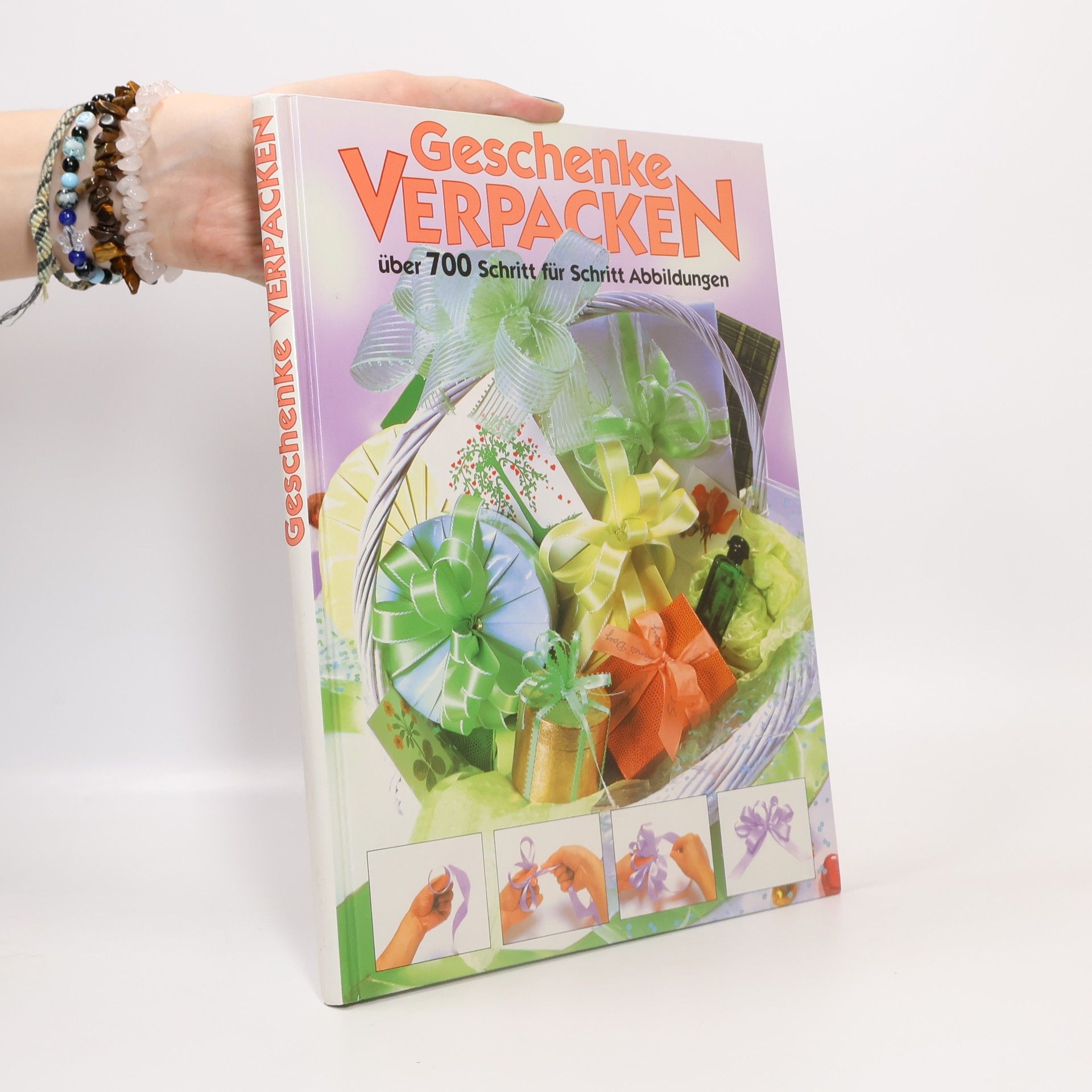 AA.VV. Geschenke liebevoll verpacken