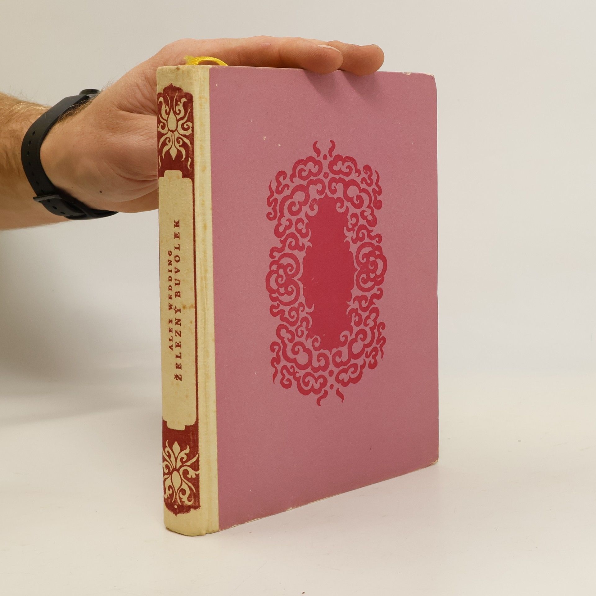 Alex Wedding Železný buvolek