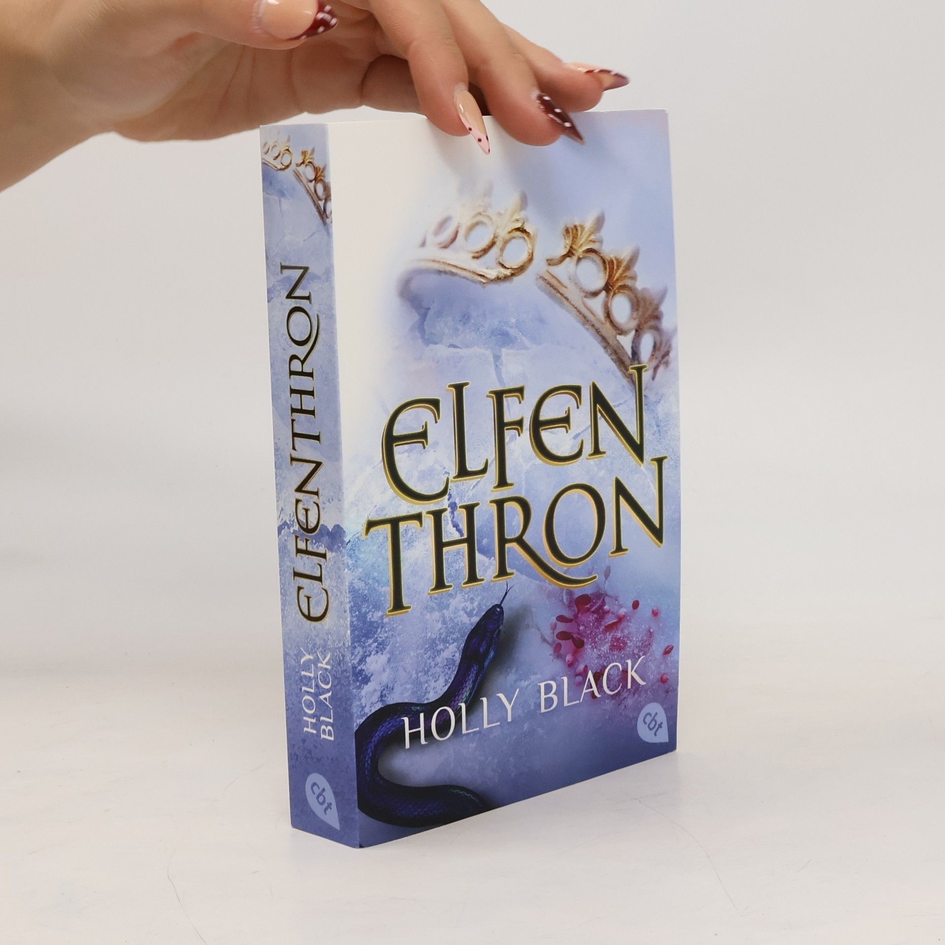 Holly Black Elfenthron