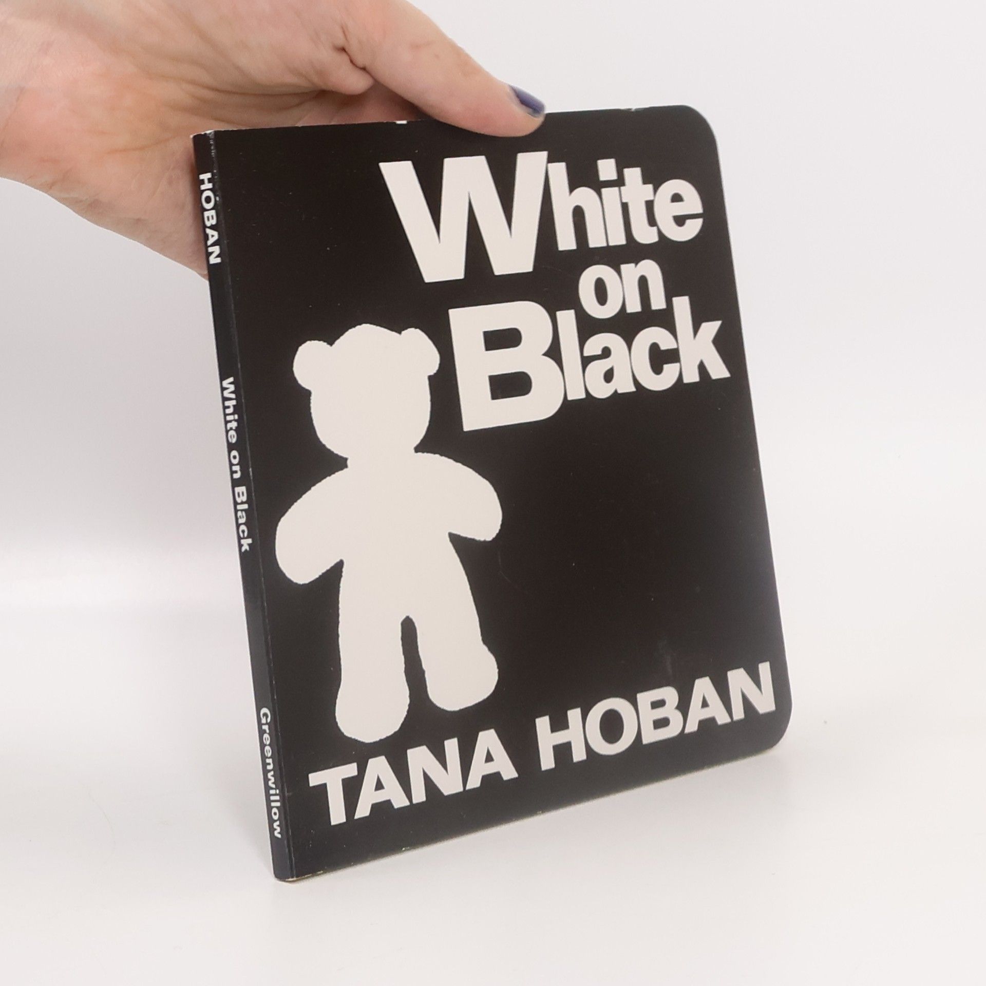 Tana Hoban White on Black