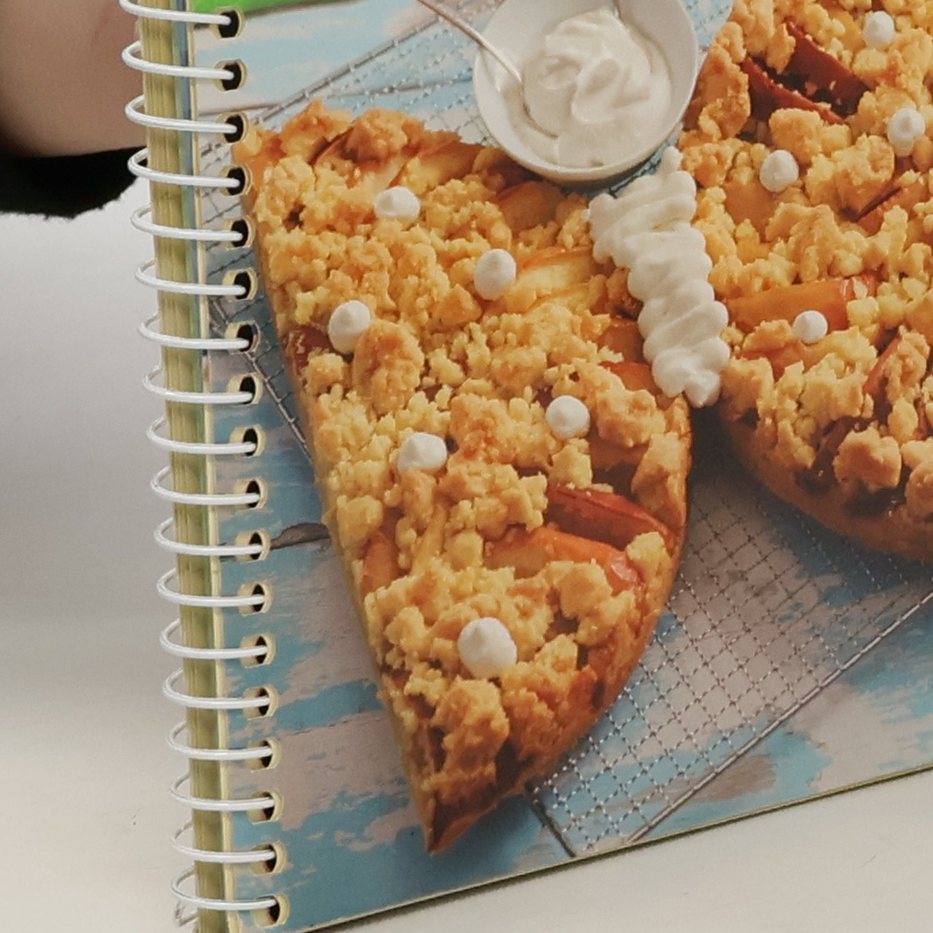 Auteurscollectief Mit Thea um die Welt. Zum Kochen & Backen