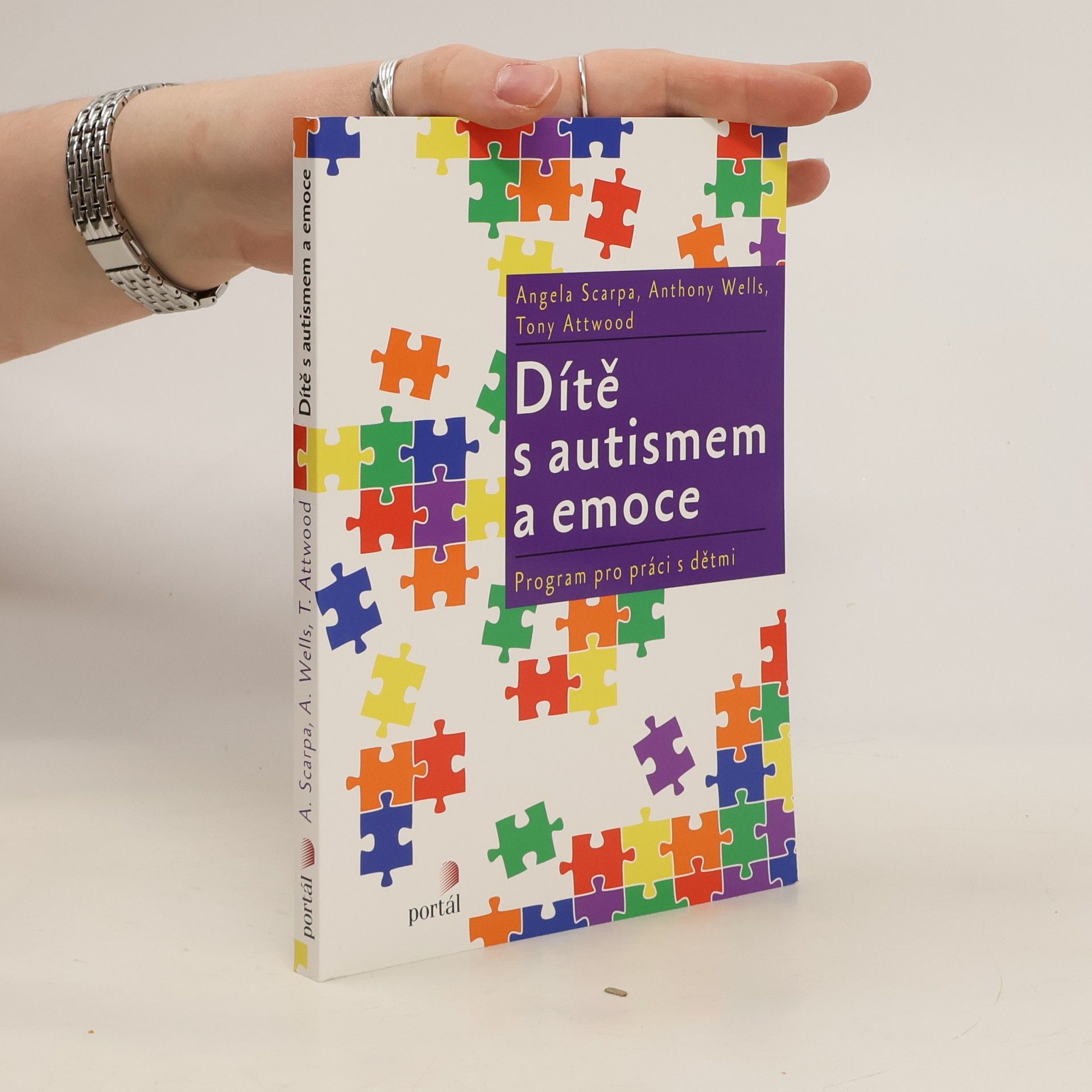 Angela Scarpa Dítě s autismem a emoce : program pro práci s dětmi