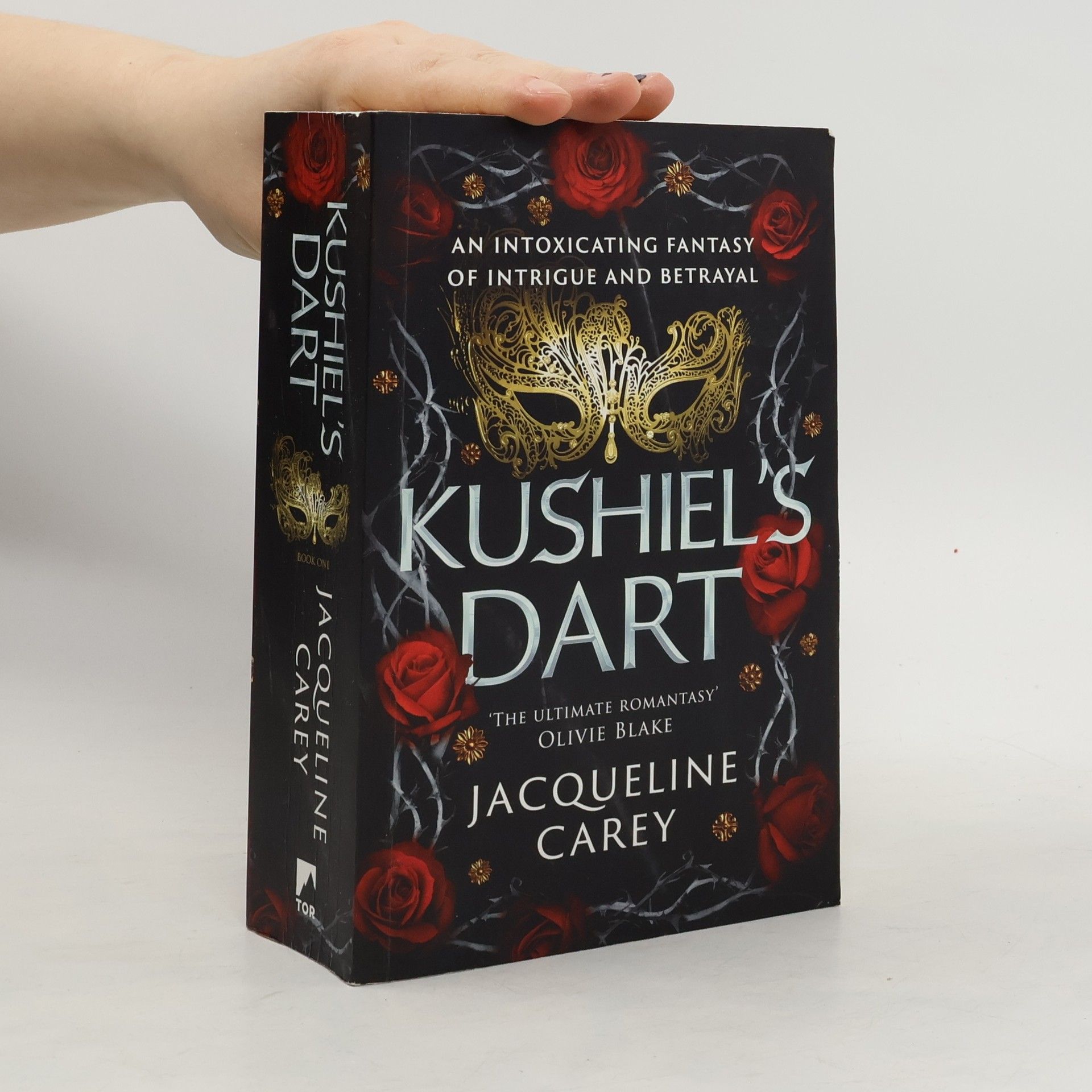 Jacqueline Carey Kushiel´s Dart: A Fantasy Romance Full of Magic and Desire