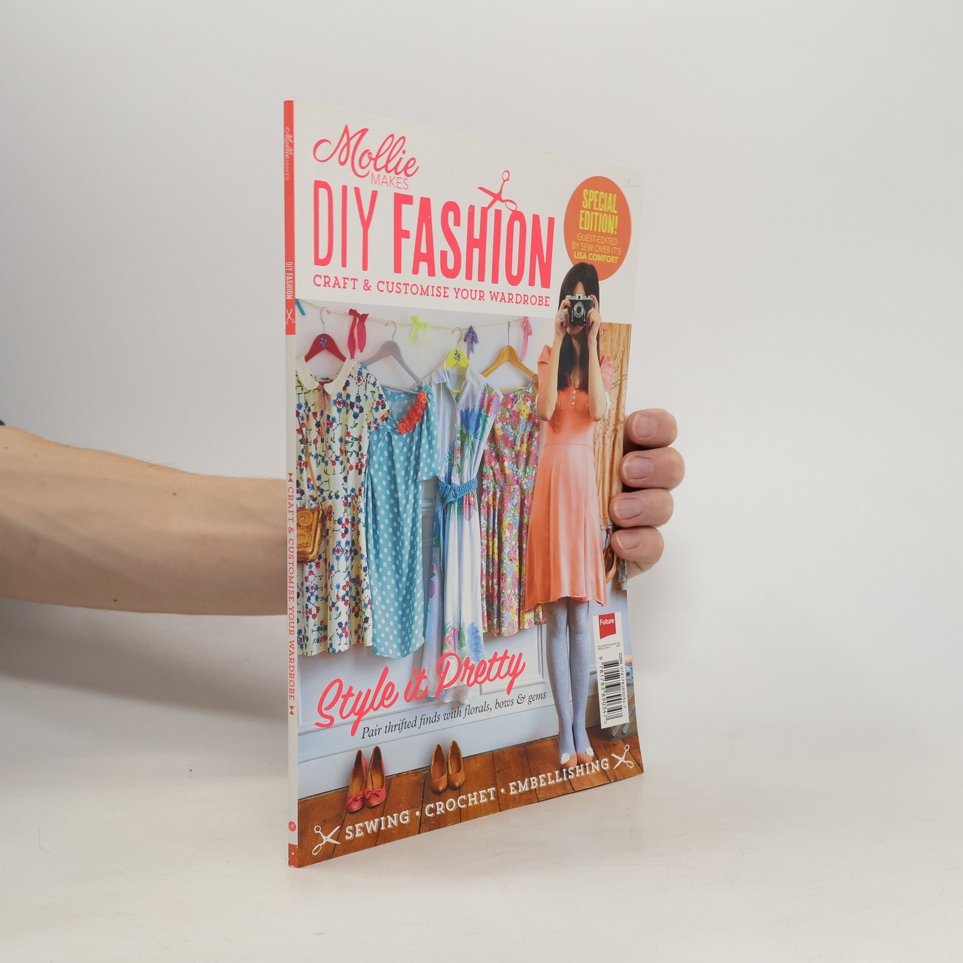 Mollie Makes DIY Fashion