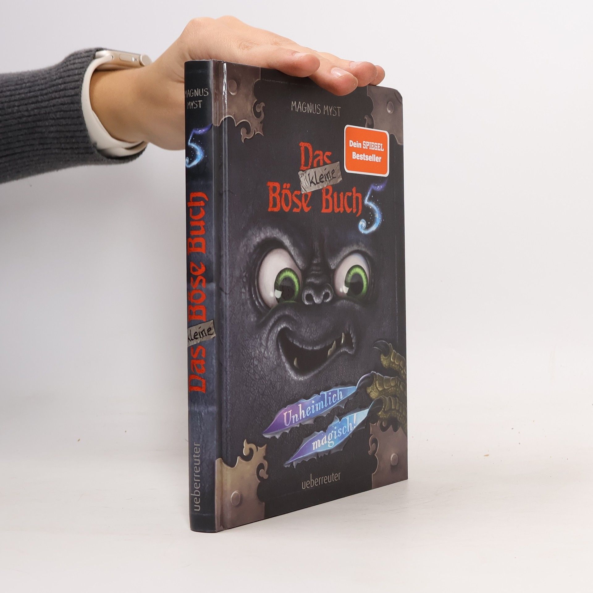 Das kleine Böse Buch 5. Unheimlich magisch!