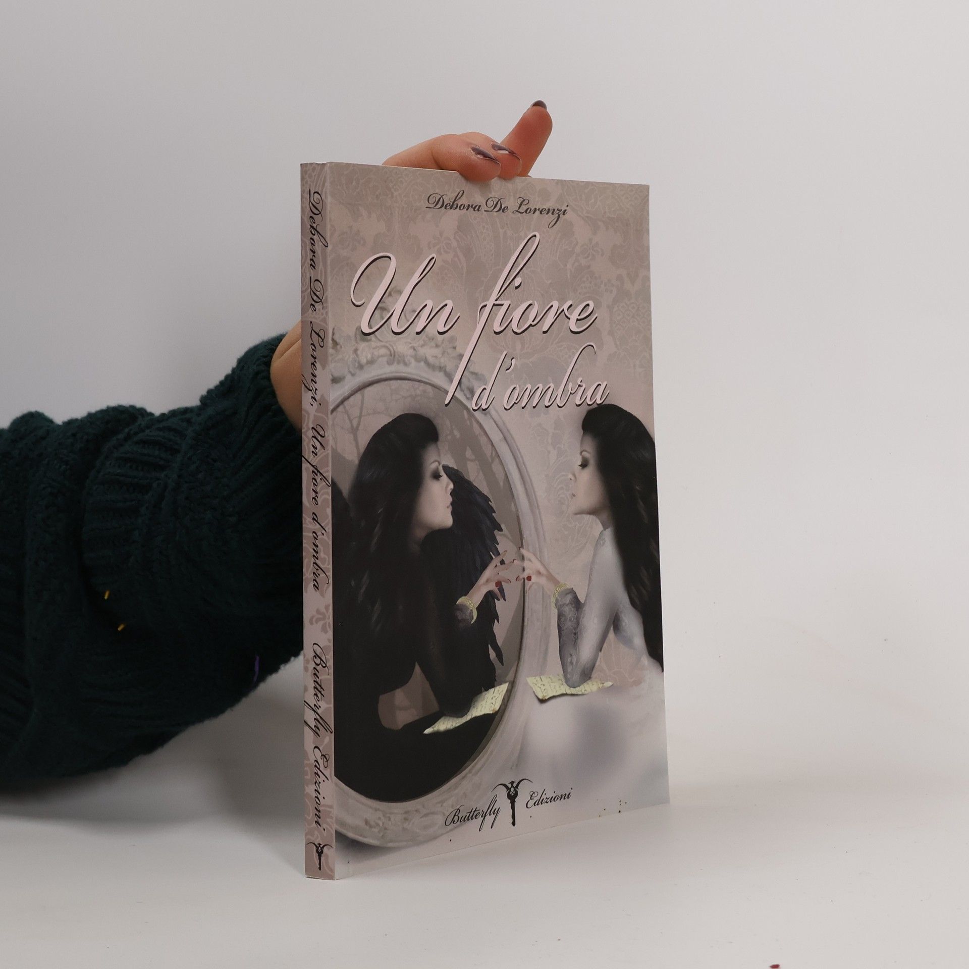 Debora De Lorenzi Un fiore d'ombra