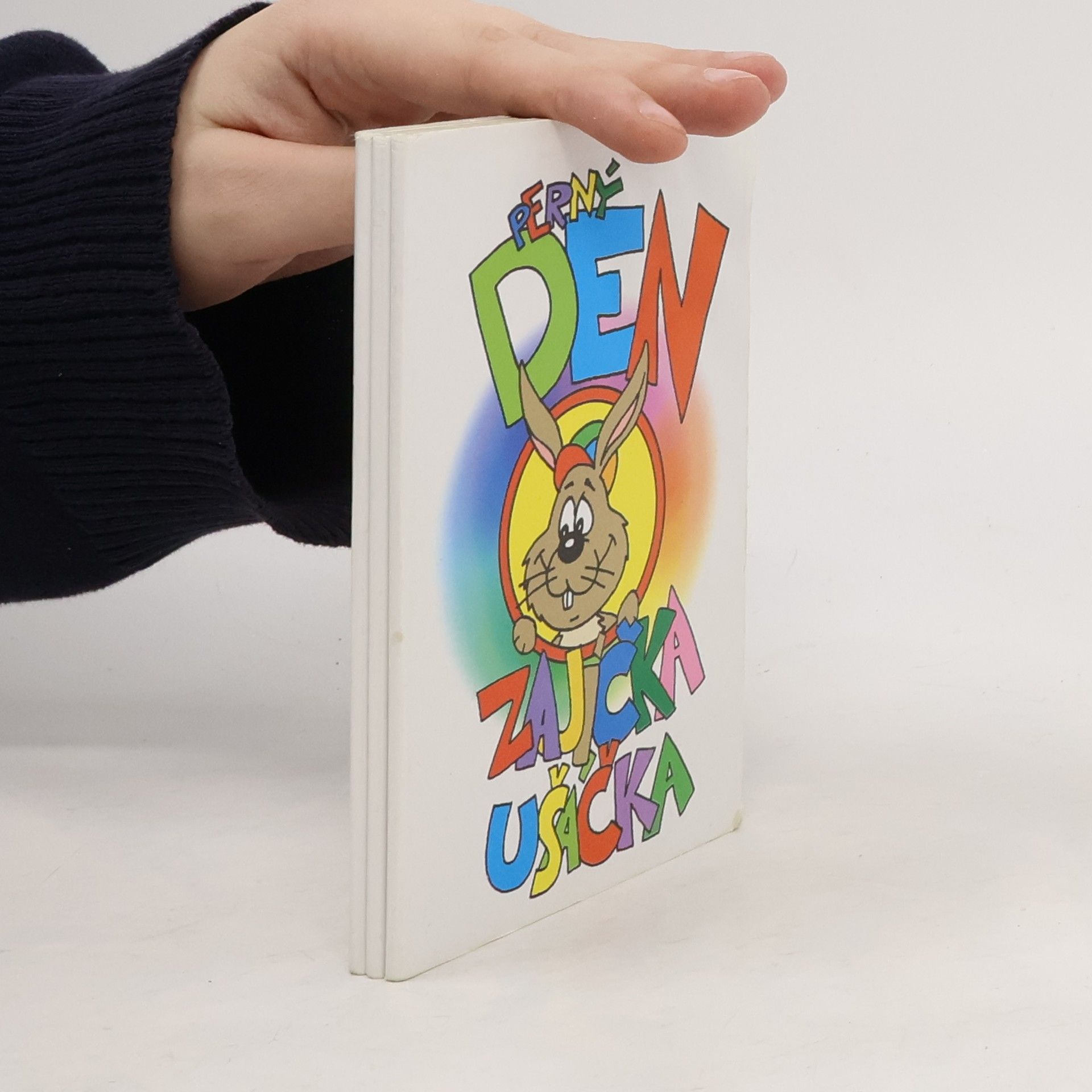 Collectif d'auteurs Perný den zajíčka Ušáčka