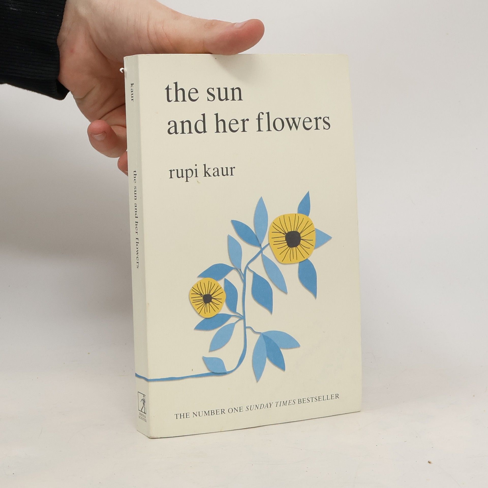 Rupi Kaur The Sun And Her Flowers
