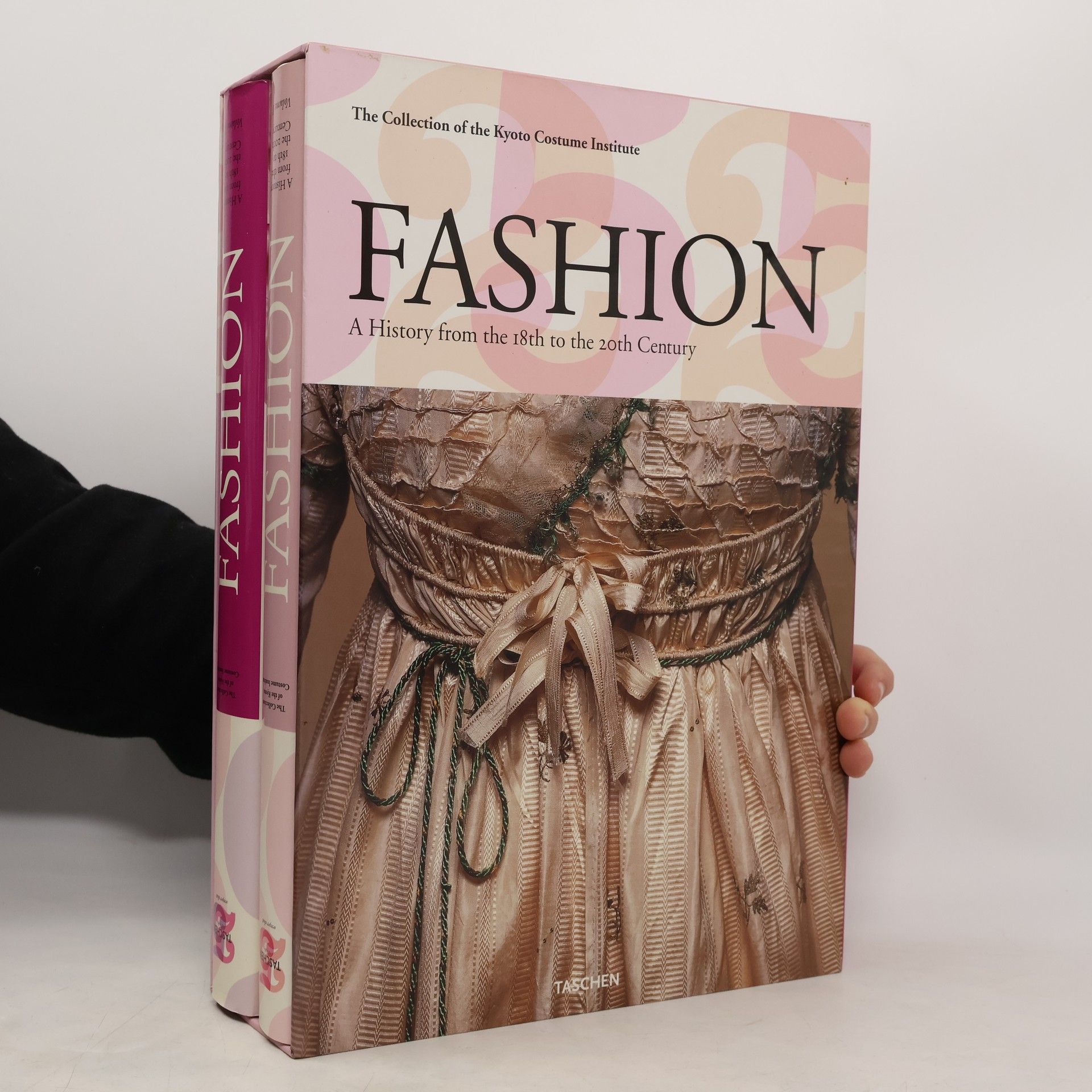 Collectif d'auteurs Fashion. Volume I., II.