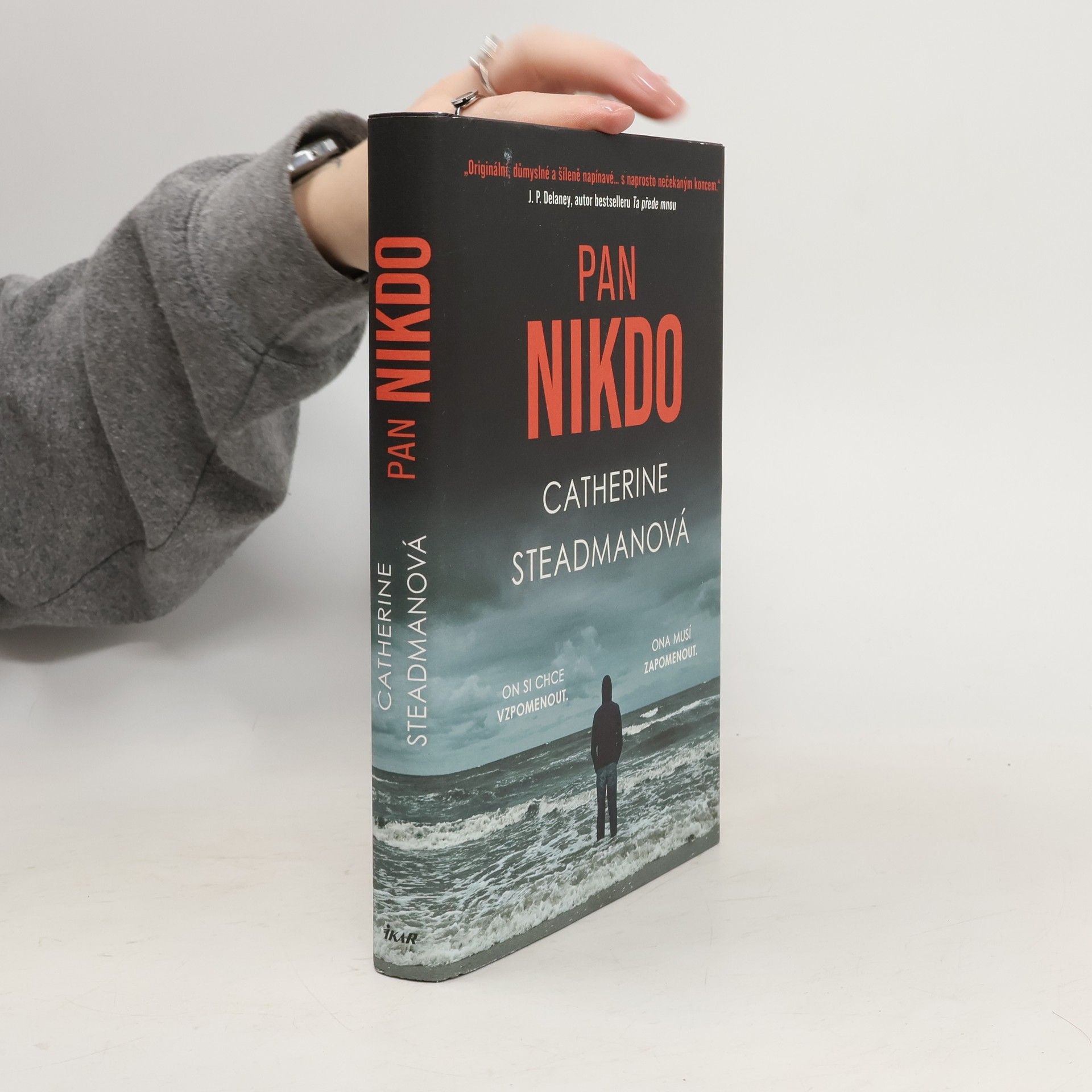 Catherine Steadman Pan Nikdo