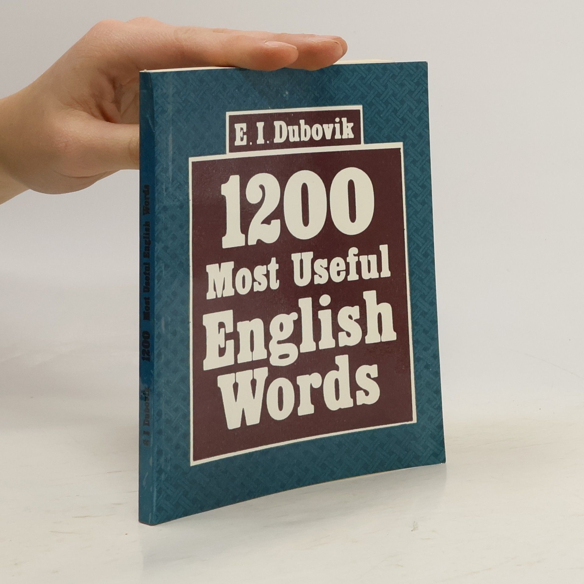E. I. Dubovik  1200 Most Useful English Words