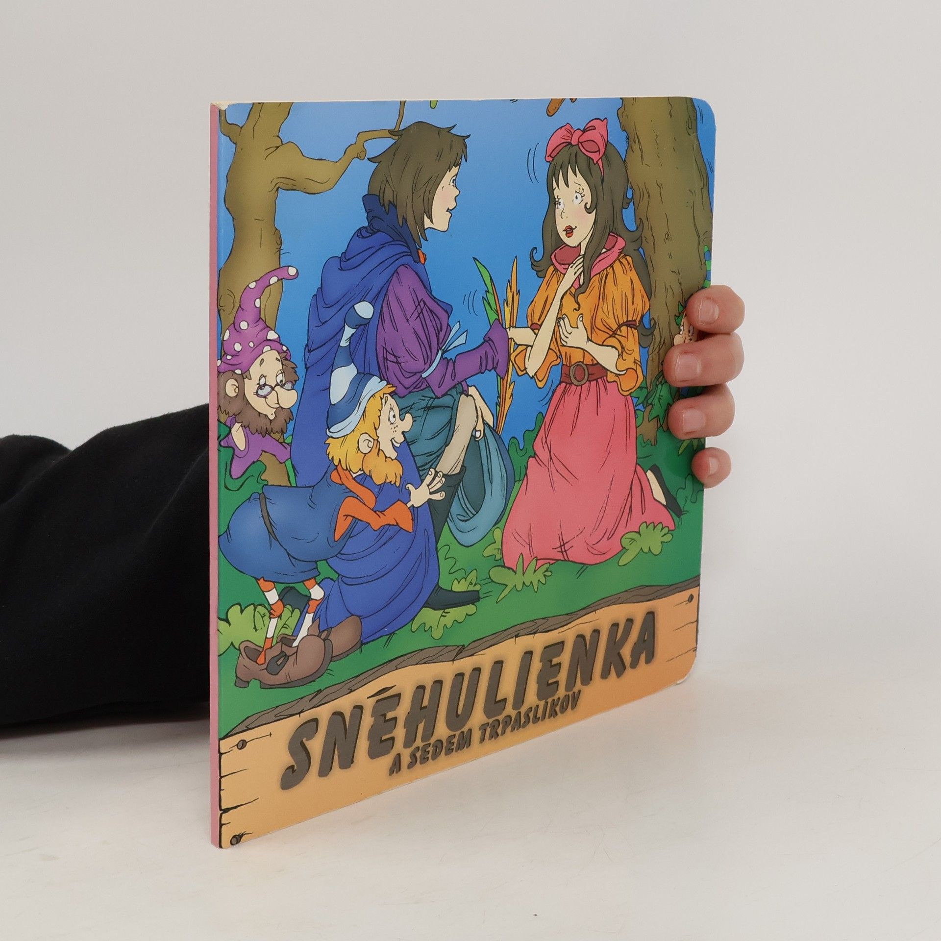 Collectif d'auteurs Snehulienka a sedem trpaslikov