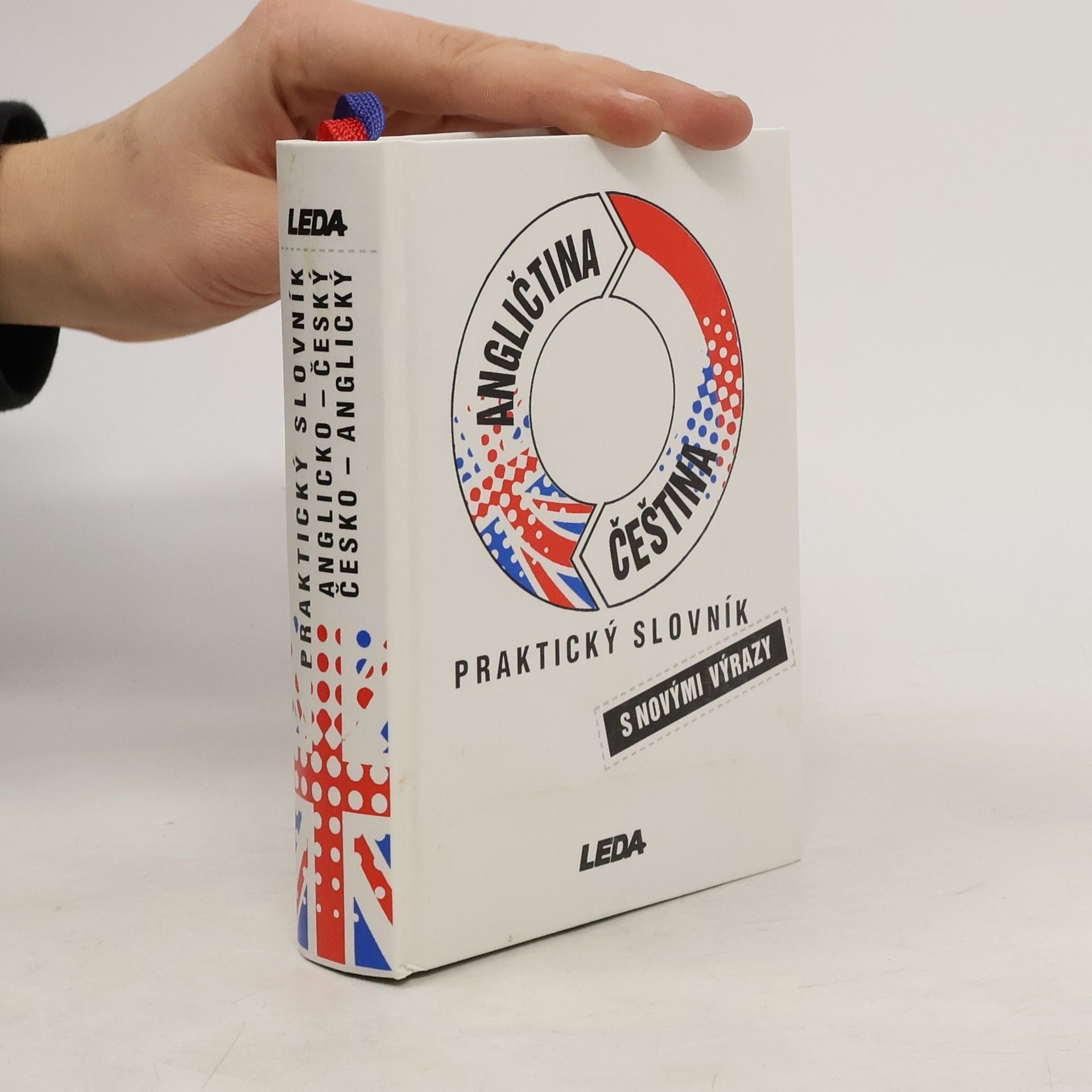 Karel Hais Praktický slovník angličtina-čeština